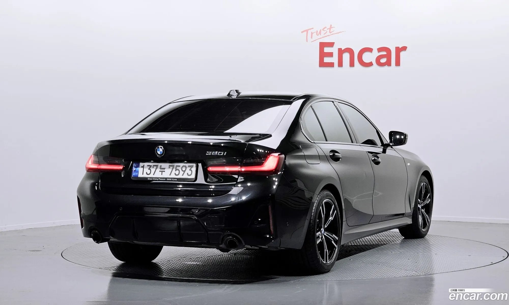 BMW 3Er 320I M Sports 2023 - фотография 19034471