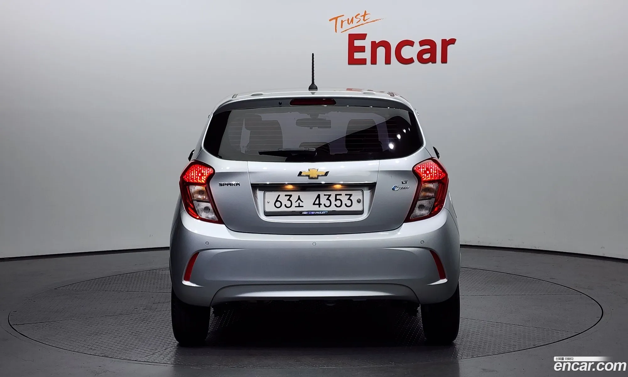 Chevrolet Spark Iv Lt 2017 - фотография 17430504