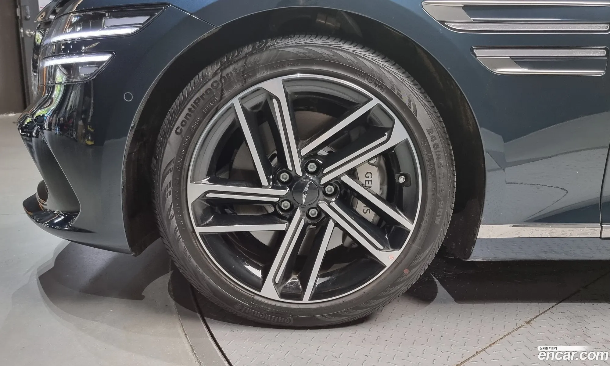 Genesis G80 Gasoline 25 Turbo Awd 2024 - фотография 1040551