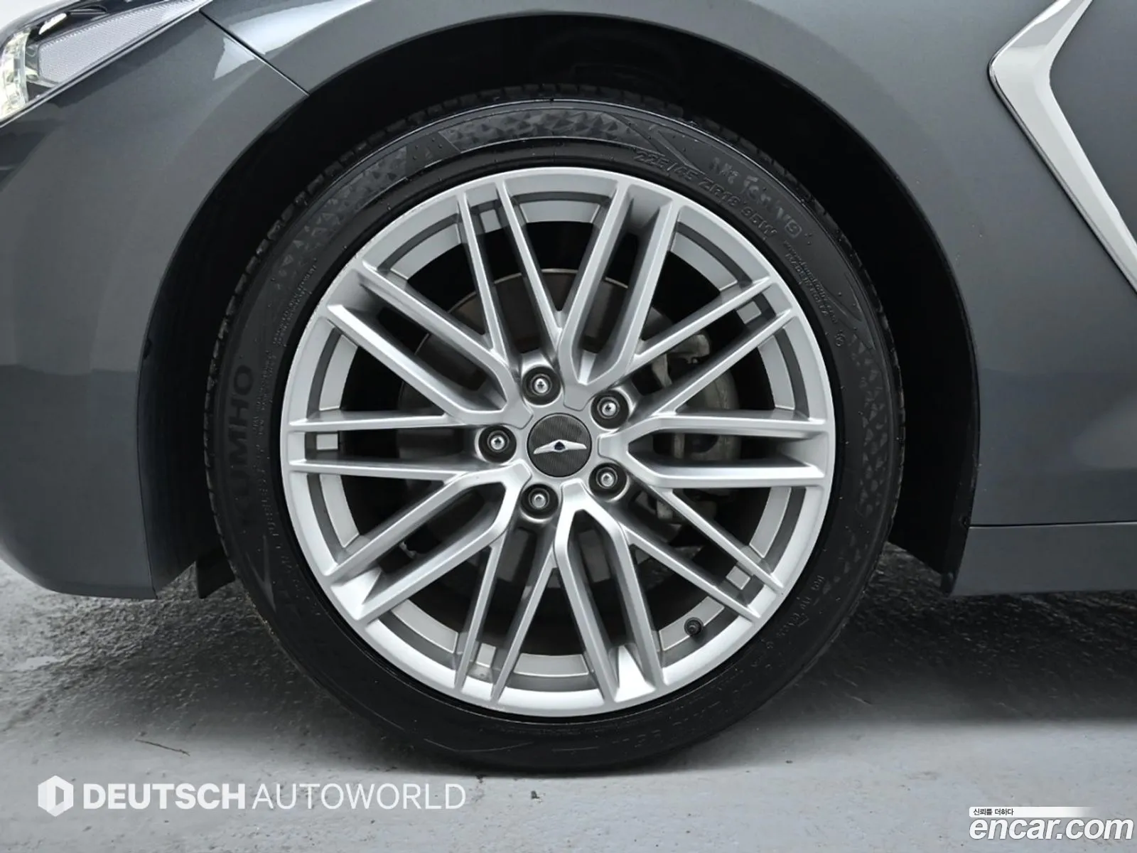 Genesis G70 I 20T 2019 - фотография 1082828