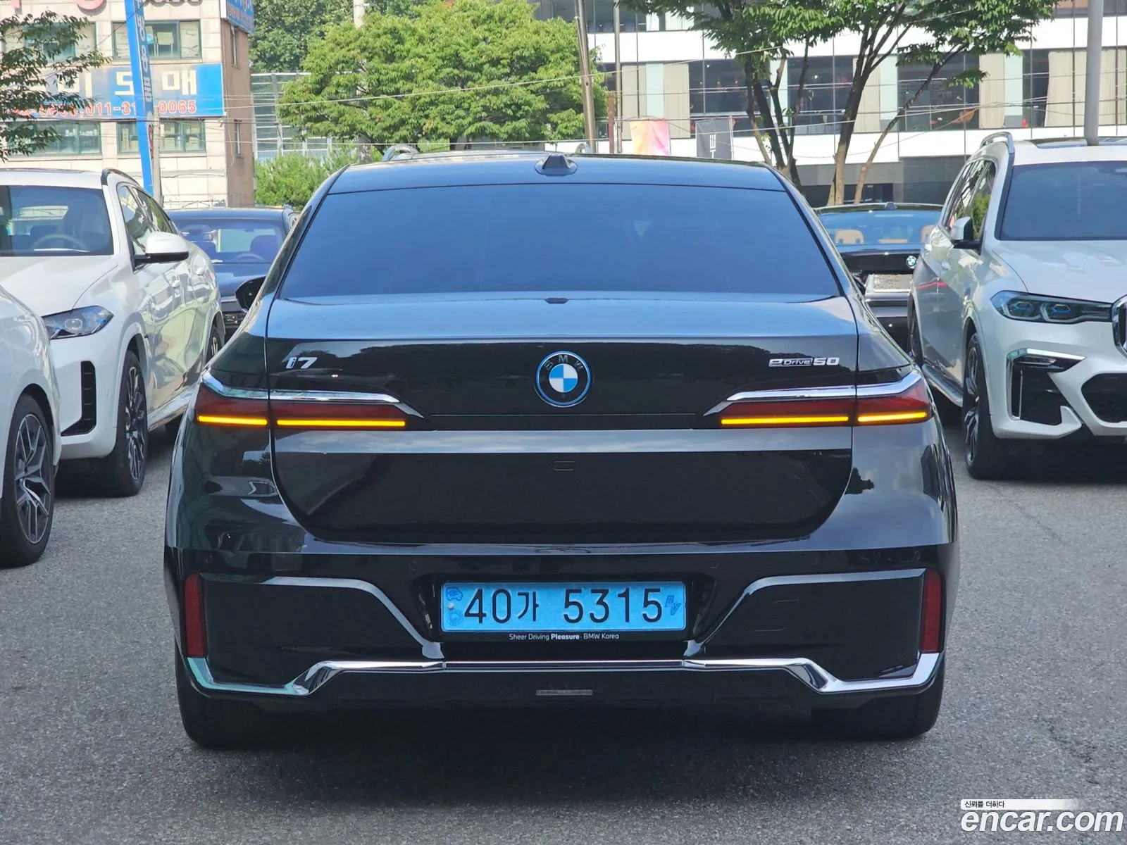 BMW I7 Edrive 50 M Sports 2024 - фотография 19653204