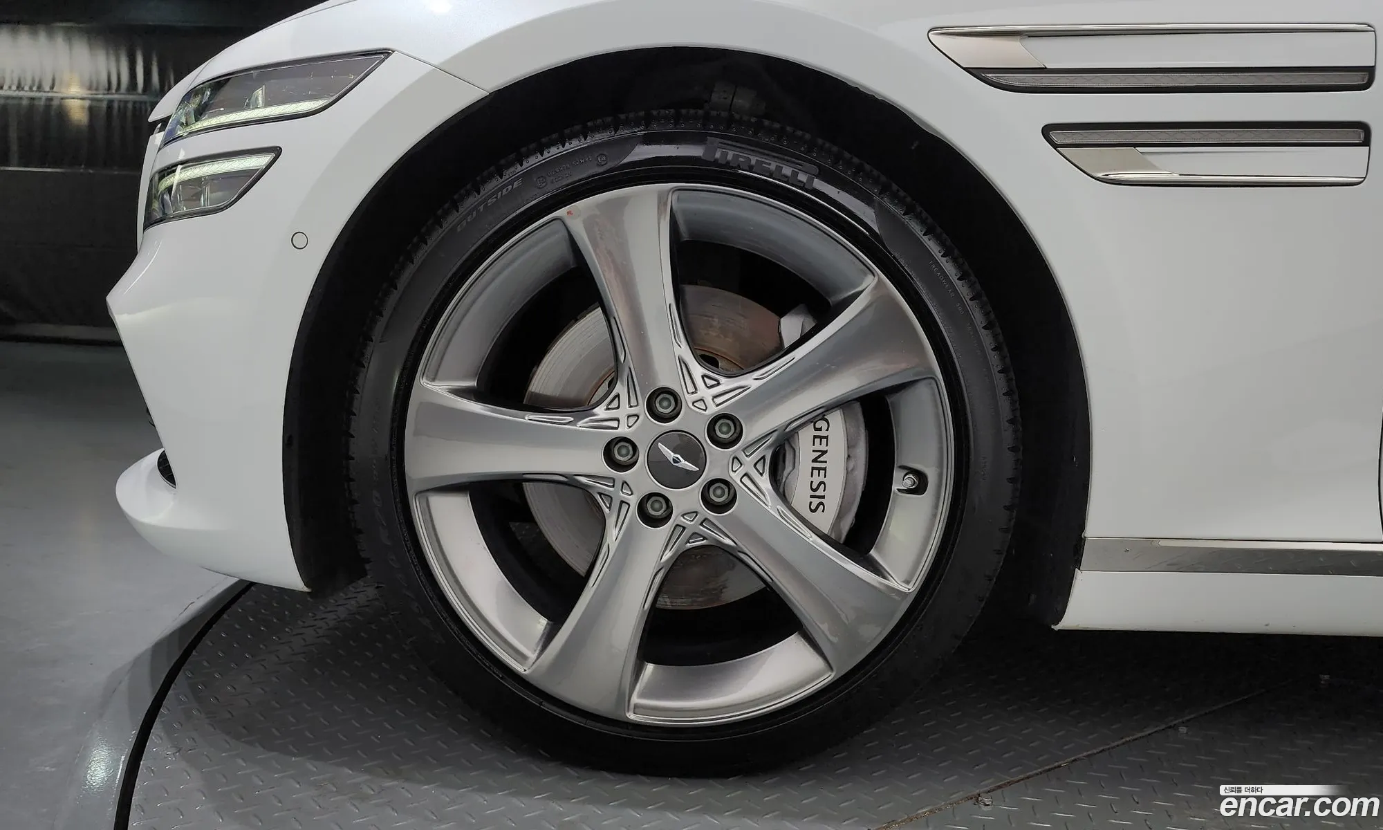 Genesis G80 Ii Gasoline 35 Turbo Awd 2022 - фотография 1040701