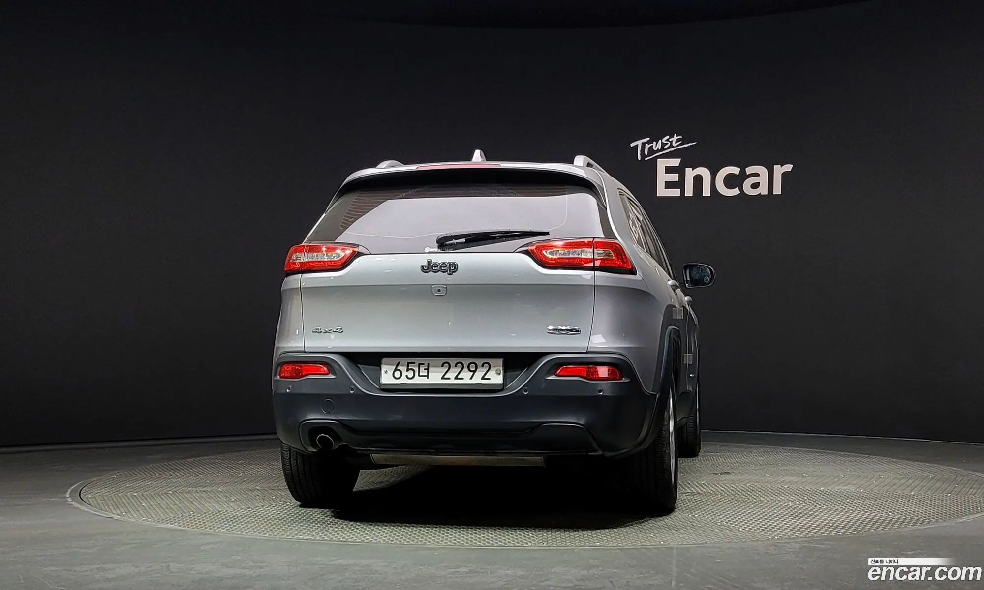 Jeep Cherokee V Kl 24 Longitude Awd 2017 - фотография 4844527