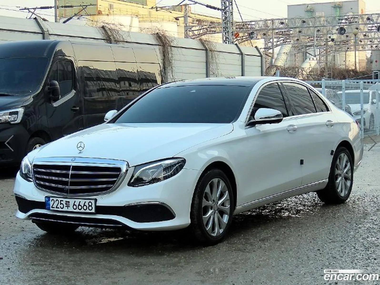 Mercedes E-Class W213 E300 Exclusive - фотография 16316541