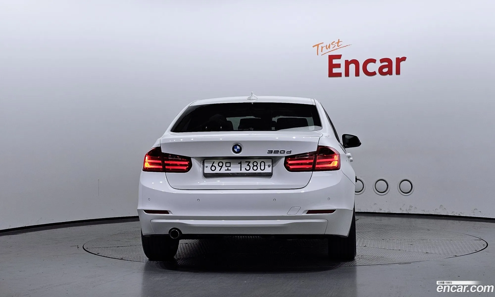 BMW 3Er Vi F3X 320D 2015 - фотография 19476887