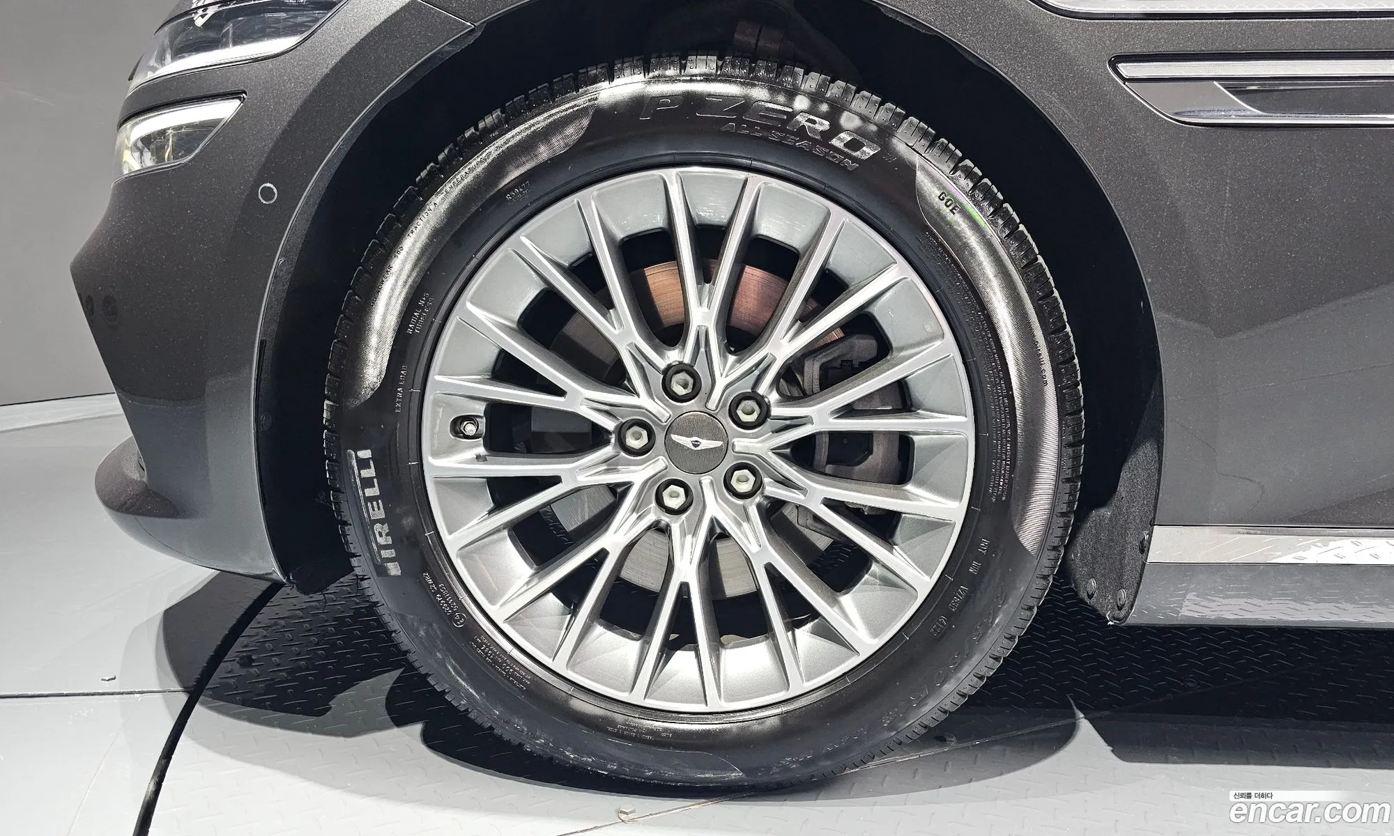 Genesis G80 Gasoline 25 Turbo 2Wd 2023 - фотография 1040515
