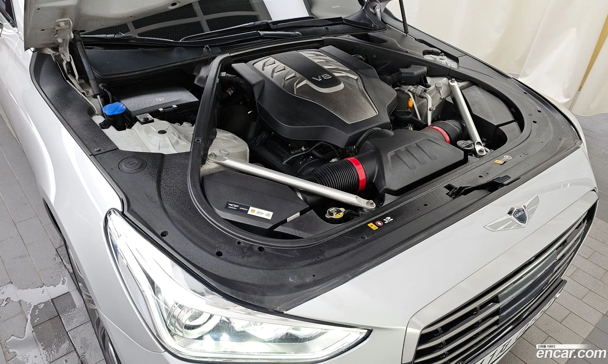 Genesis G90 I 50 Gdi Awd Limousine 2016 - фотография 1040775