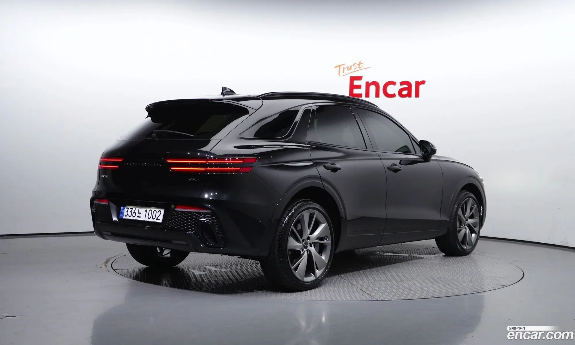 Genesis Gv70 25T Gasoline Awd 2023 - фотография 1040723