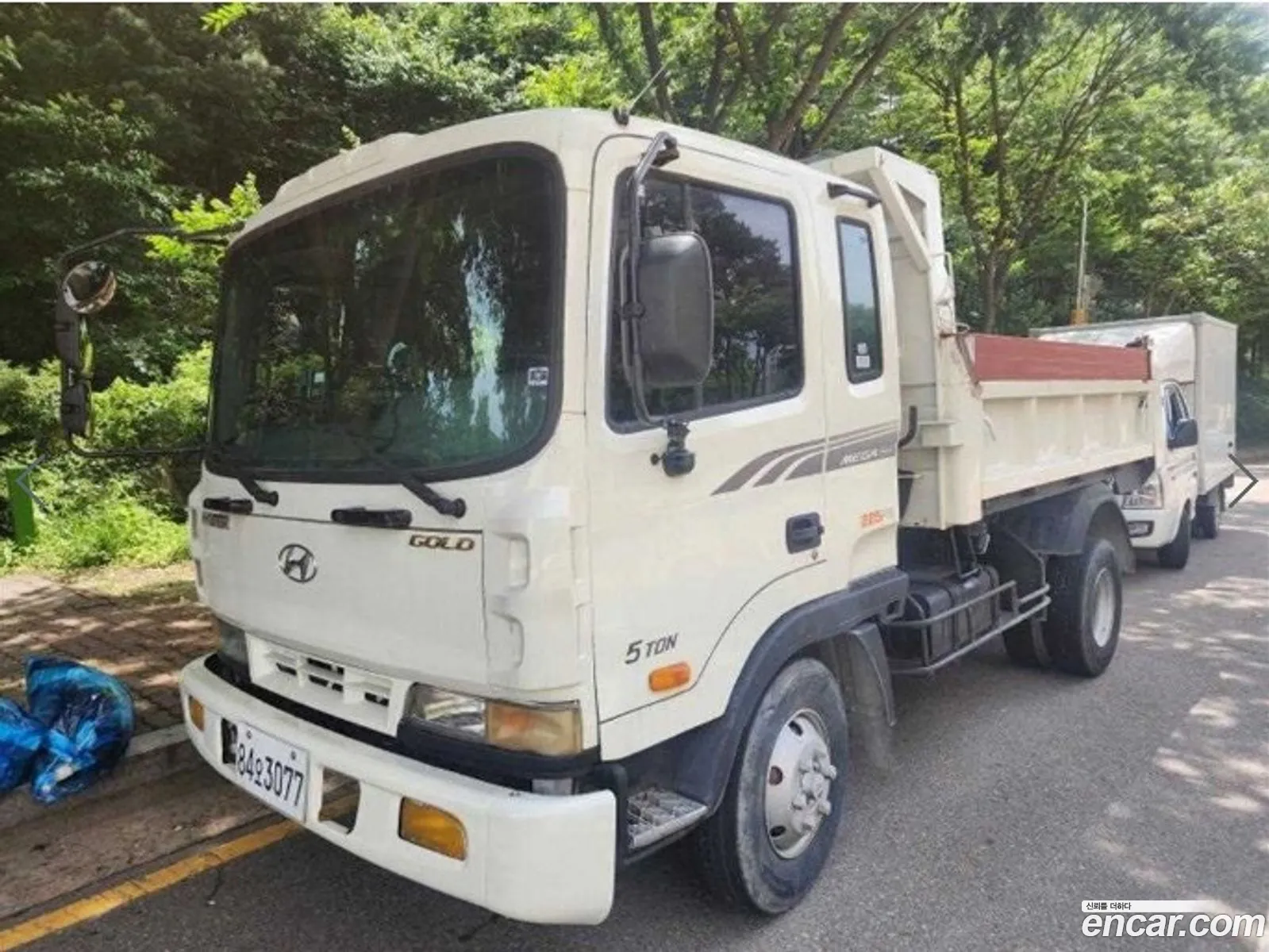 Hyundai 2000 - фотография 1180937