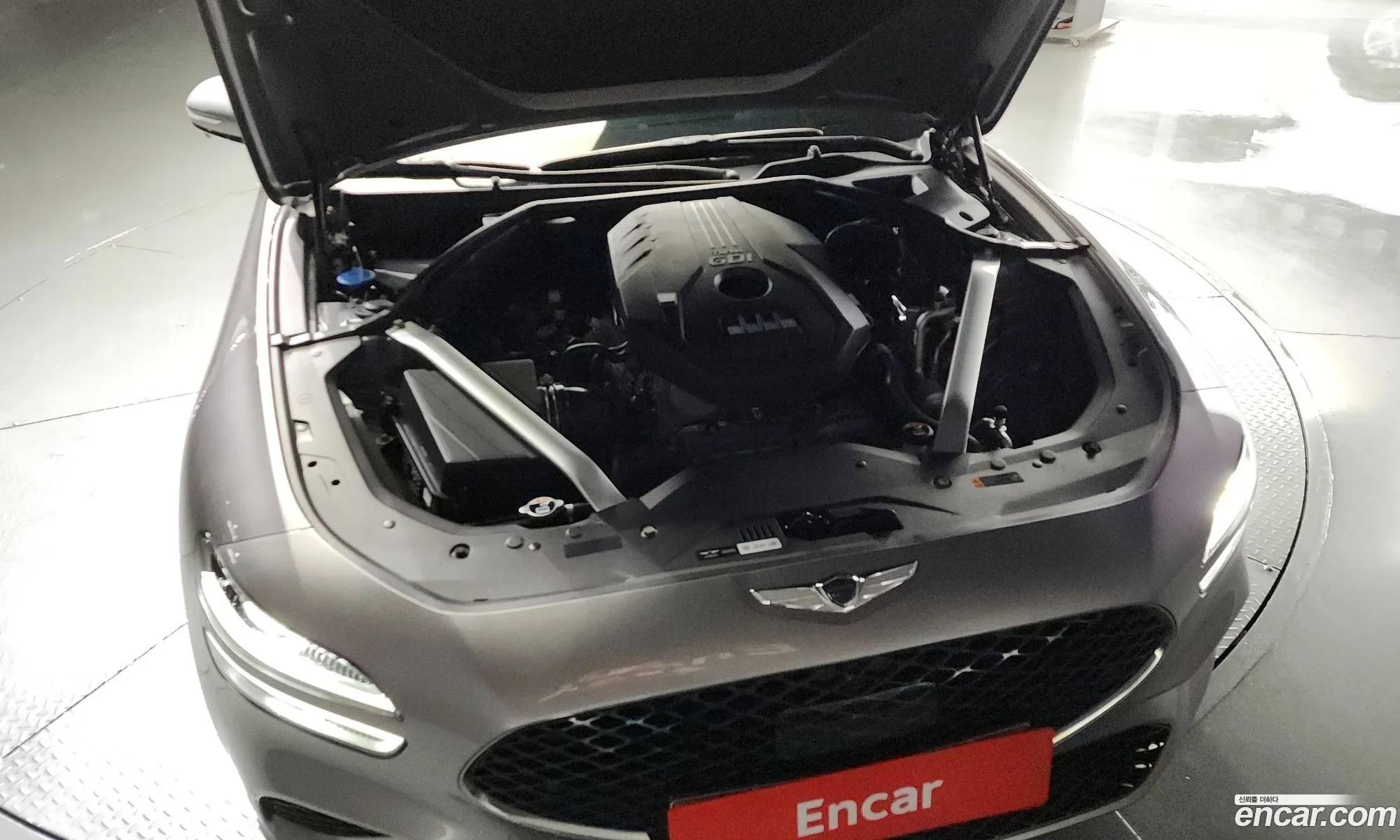 Genesis G70 Gasoline 20T 4Wd 2023 - фотография 997556