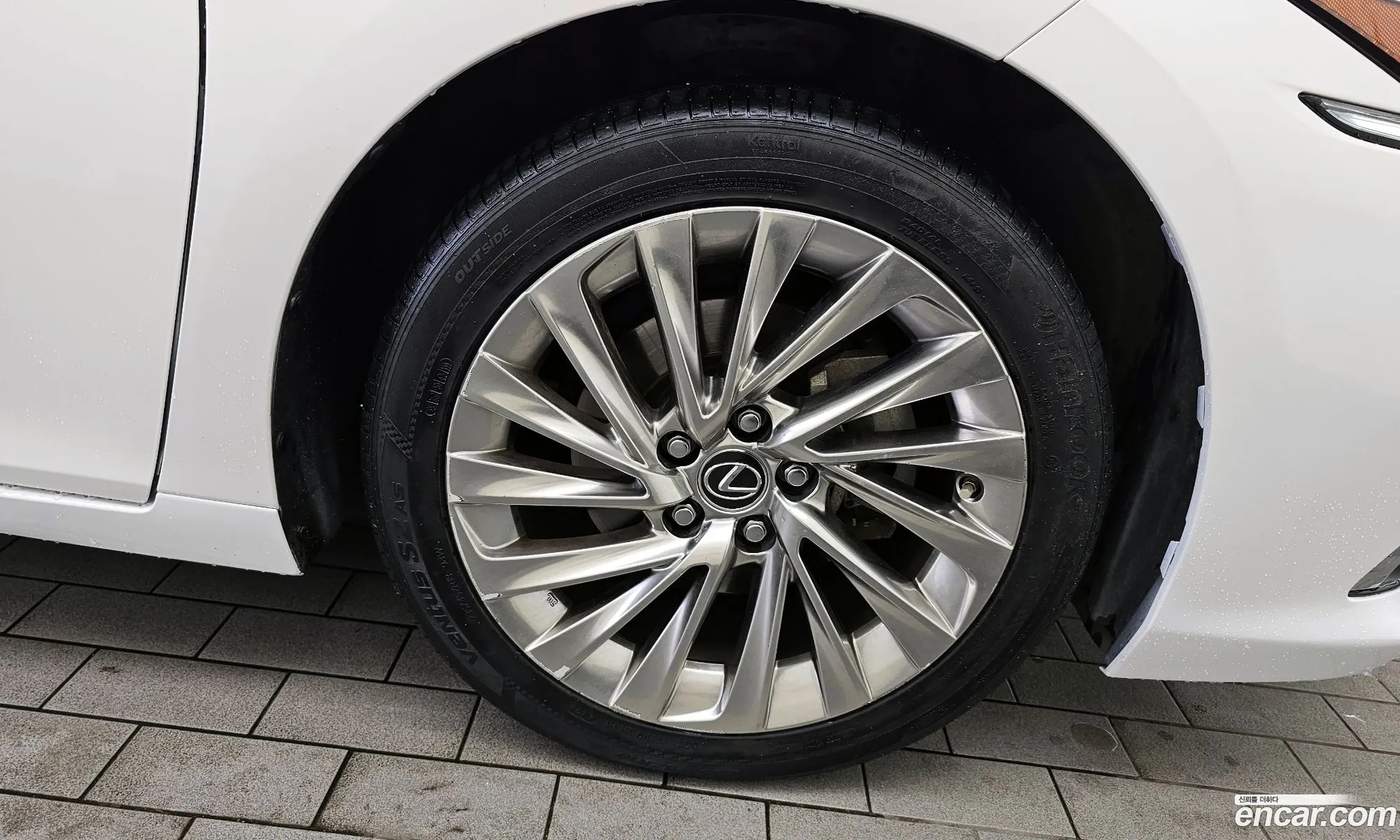 Lexus Es Vii Luxury Plus 2019 - фотография 4613509