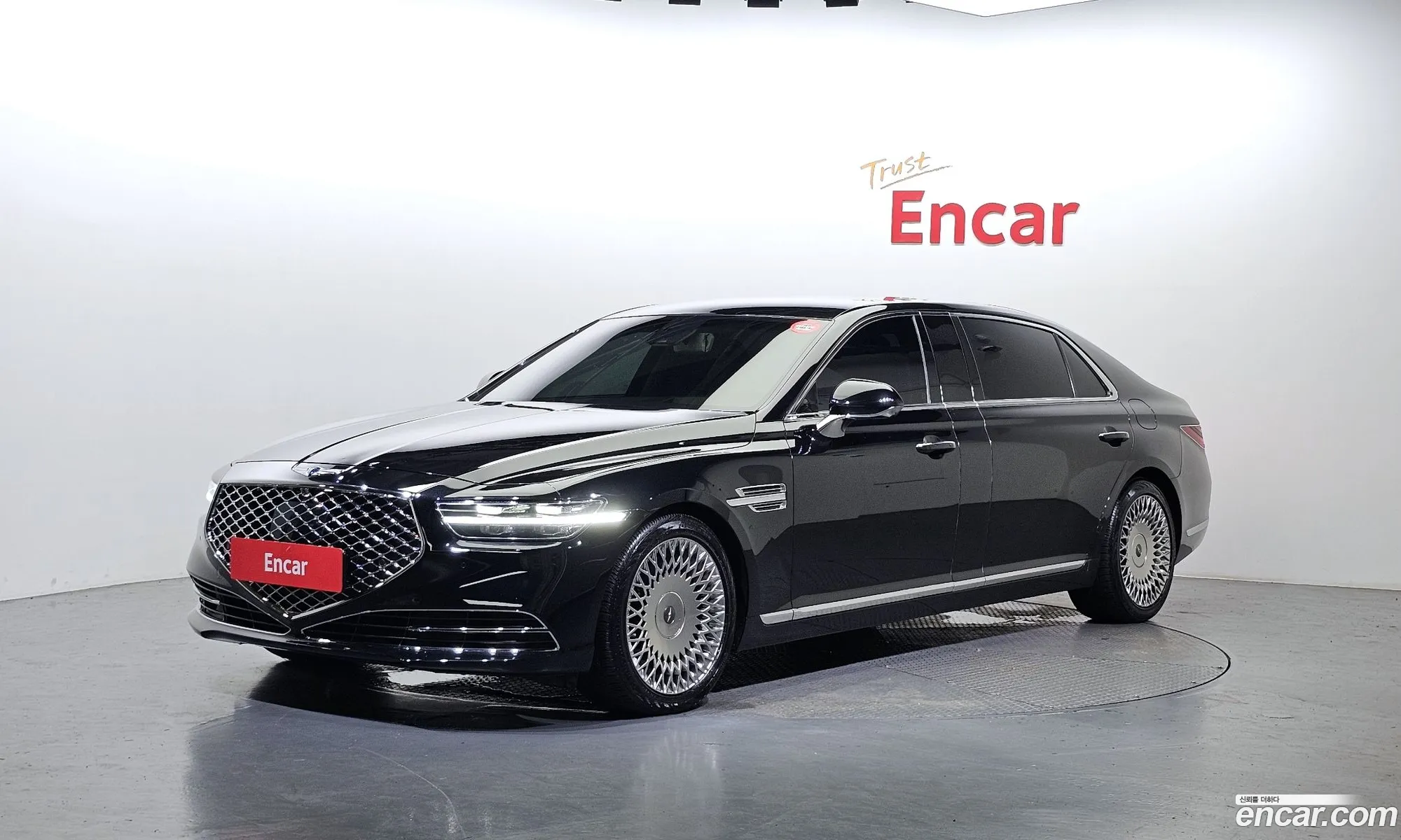 Genesis G90 I 50 Awd 2019 - фотография 645020