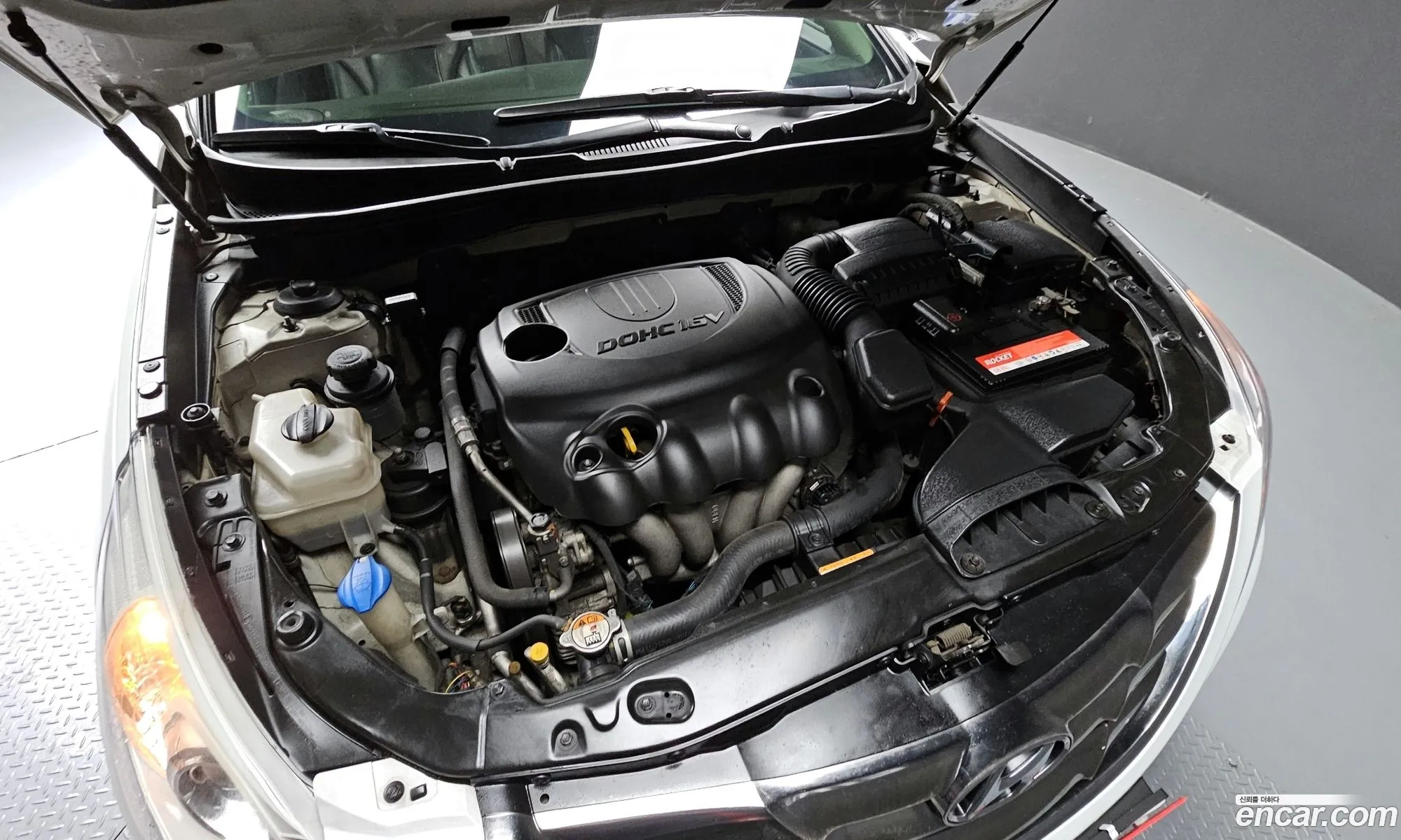 Hyundai Sonata Lpi Premier 2010 - фотография 11953074