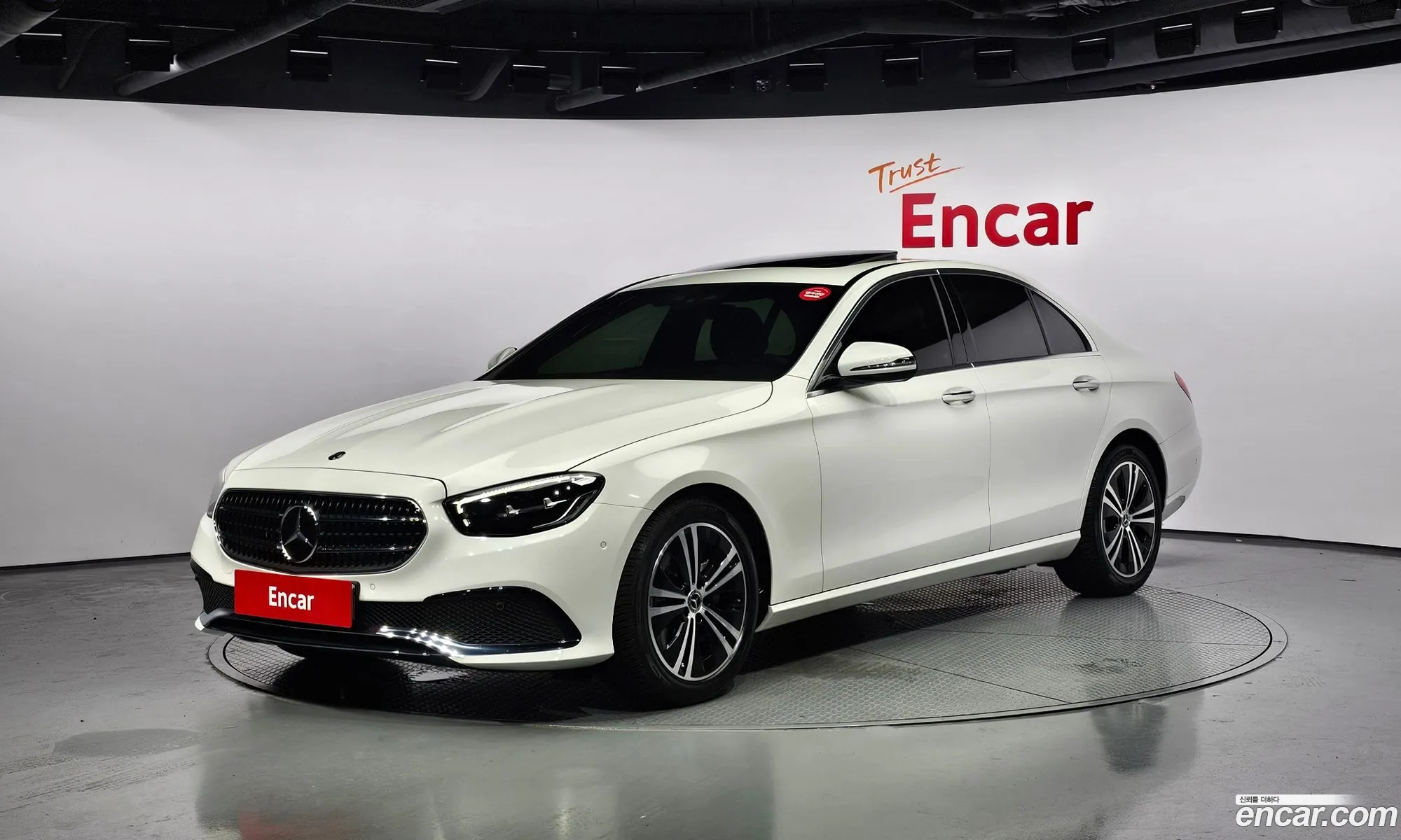 E-Class W213 E250 Avant-Garde - фотография 4868728