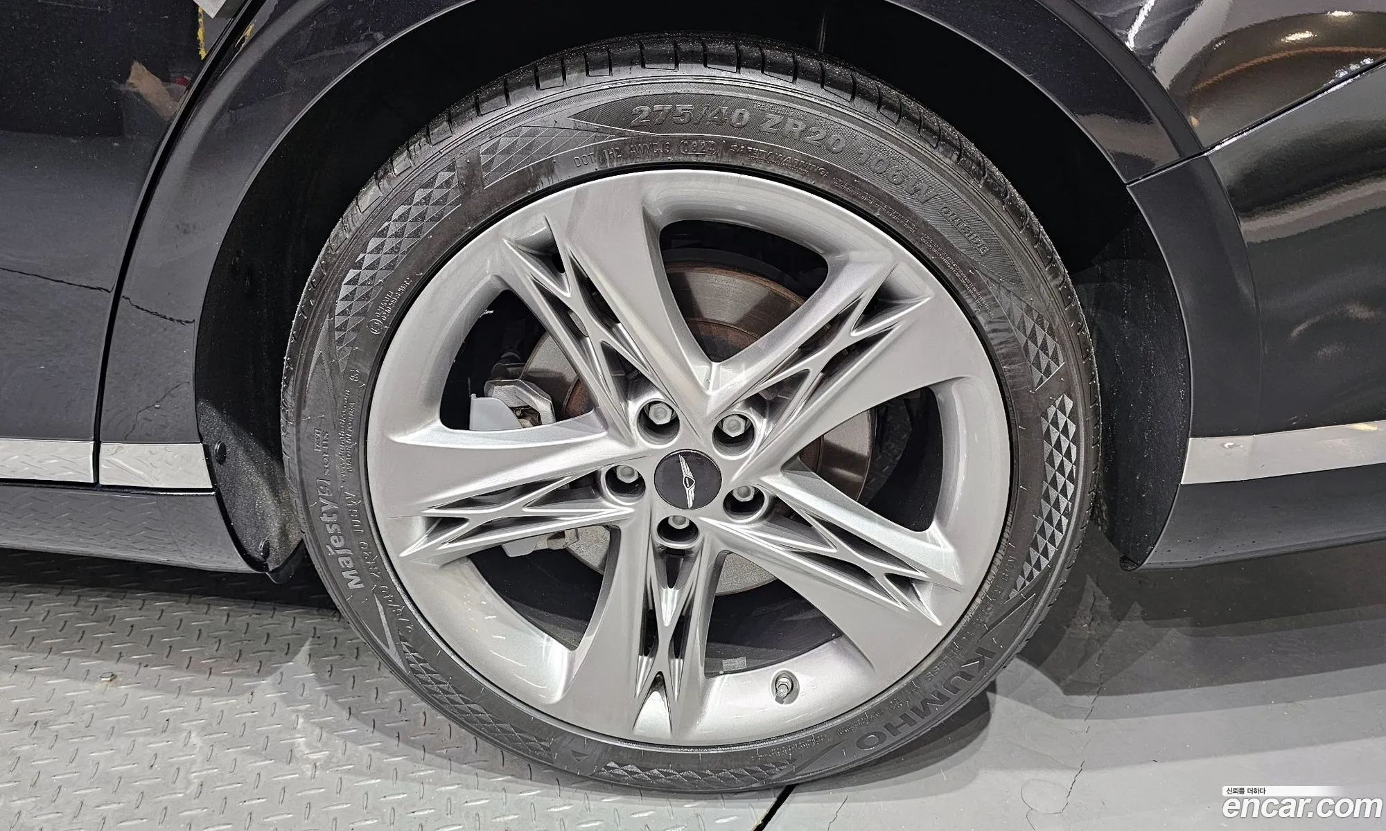 Genesis G90 I Gasoline 35 Turbo Awd 2022 - фотография 621089