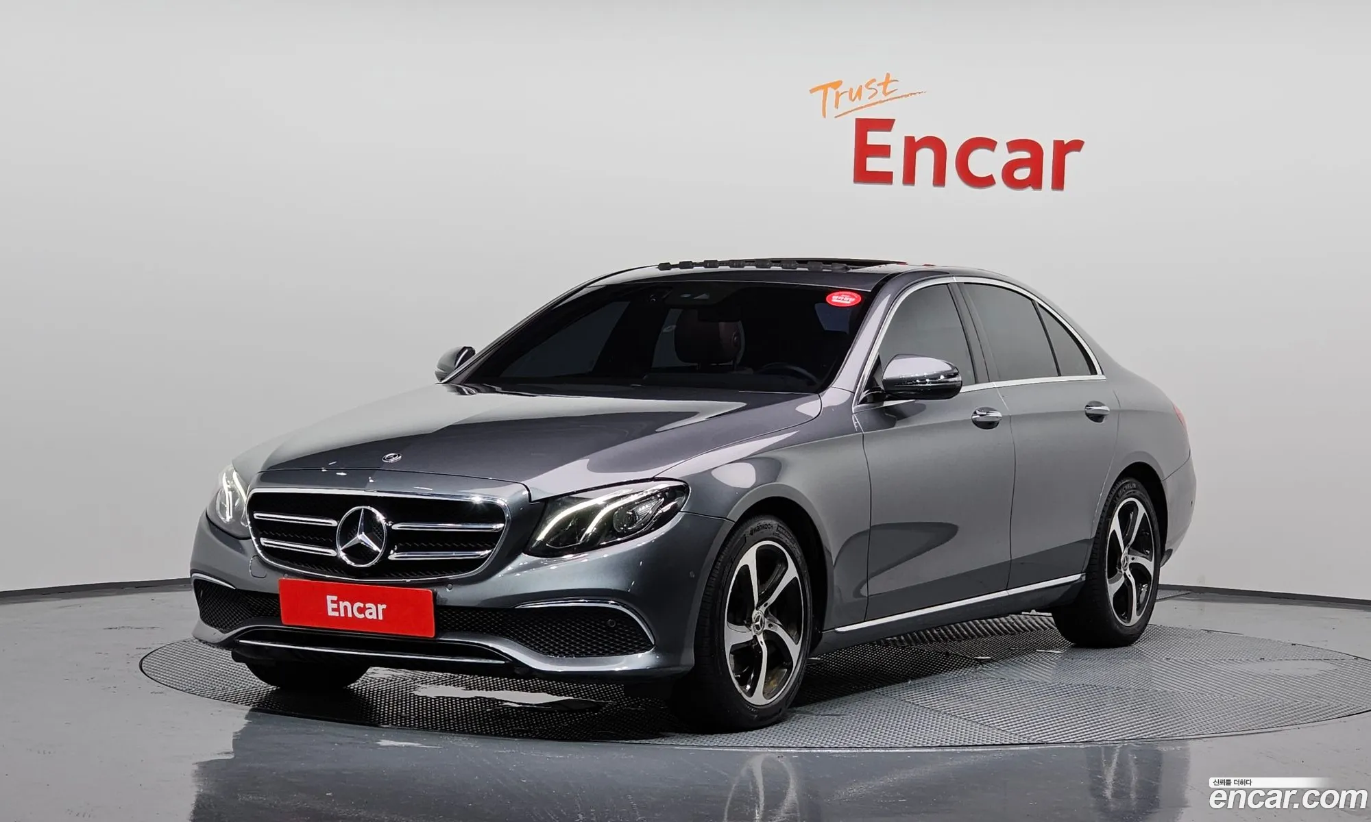 E-Class W213 E250 Avant-Garde - фотография 1056506