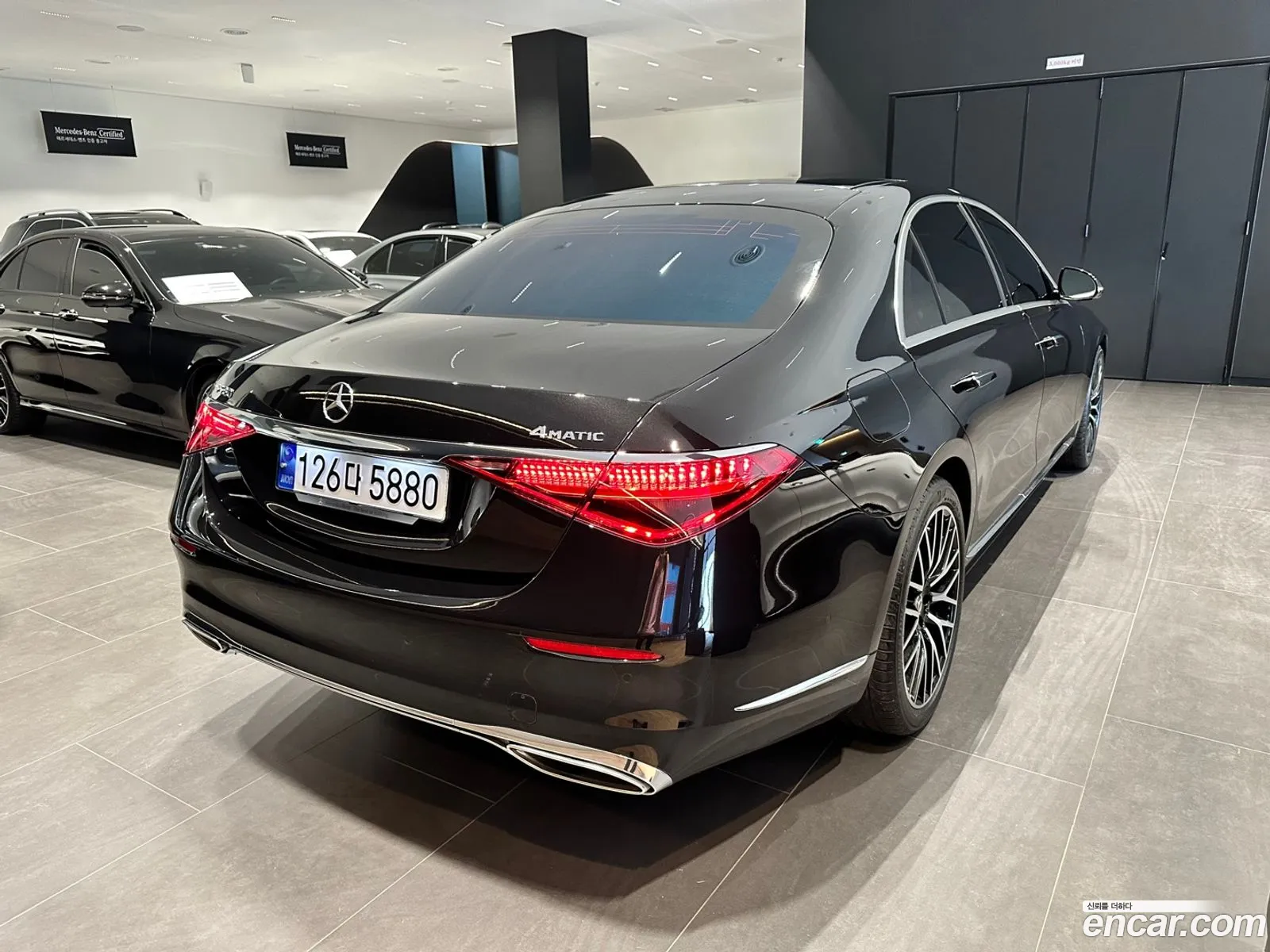 Mercedes-Benz S-Klasse S580L 4Matic 2022 - фотография 17145903