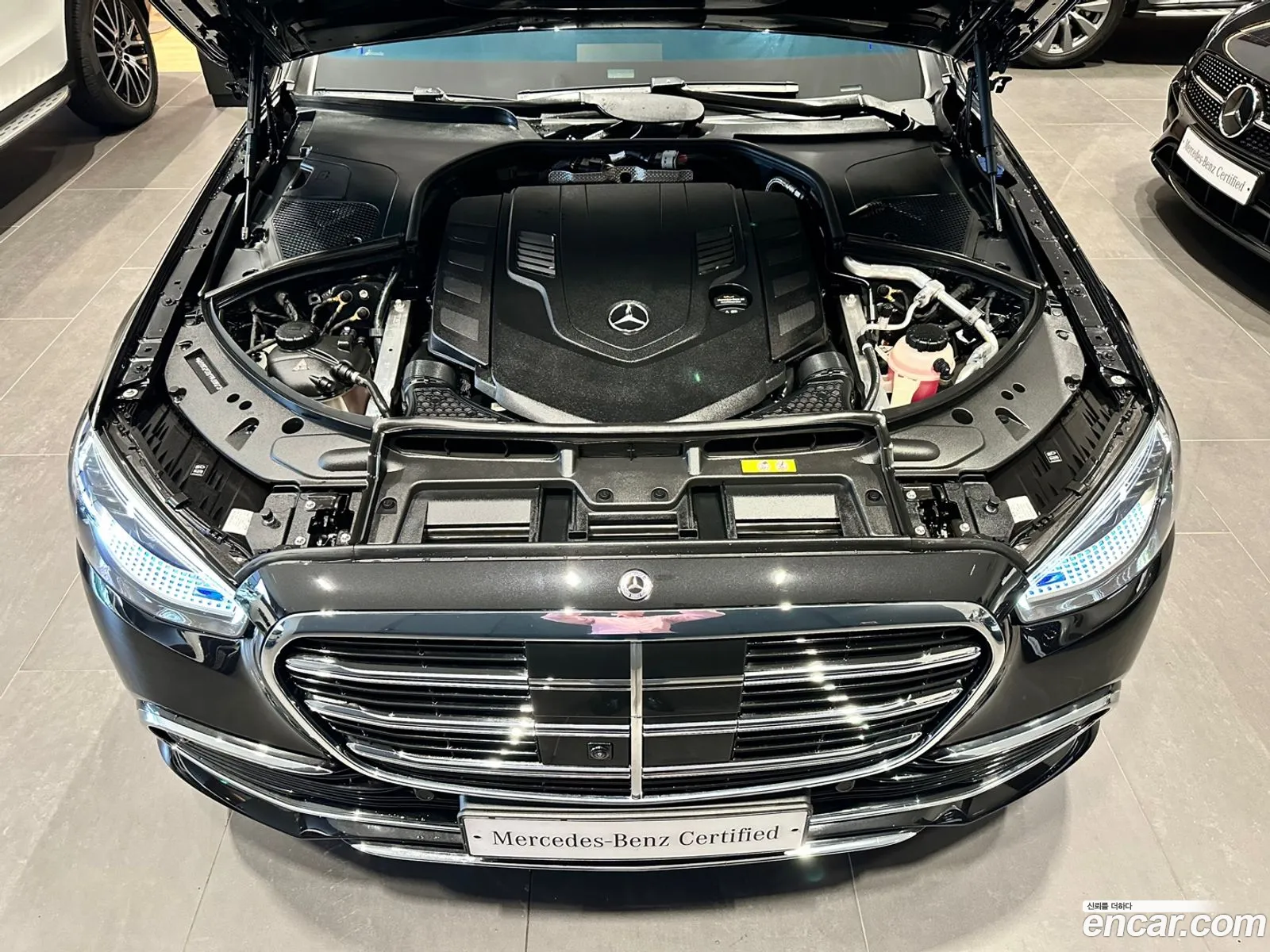 Mercedes-Benz S-Klasse S580L 4Matic 2022 - фотография 17145907