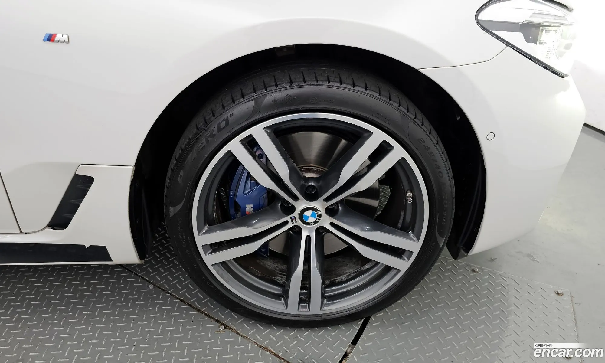 BMW 6 Series Gt G32 640I xDrive M Sports - фотография 18959311