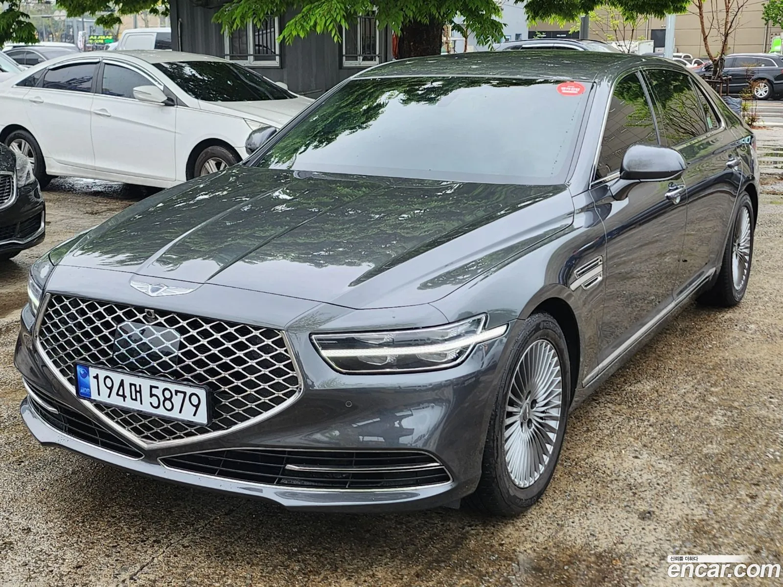 Genesis G90 I 38 Awd 2020 - фотография 634400