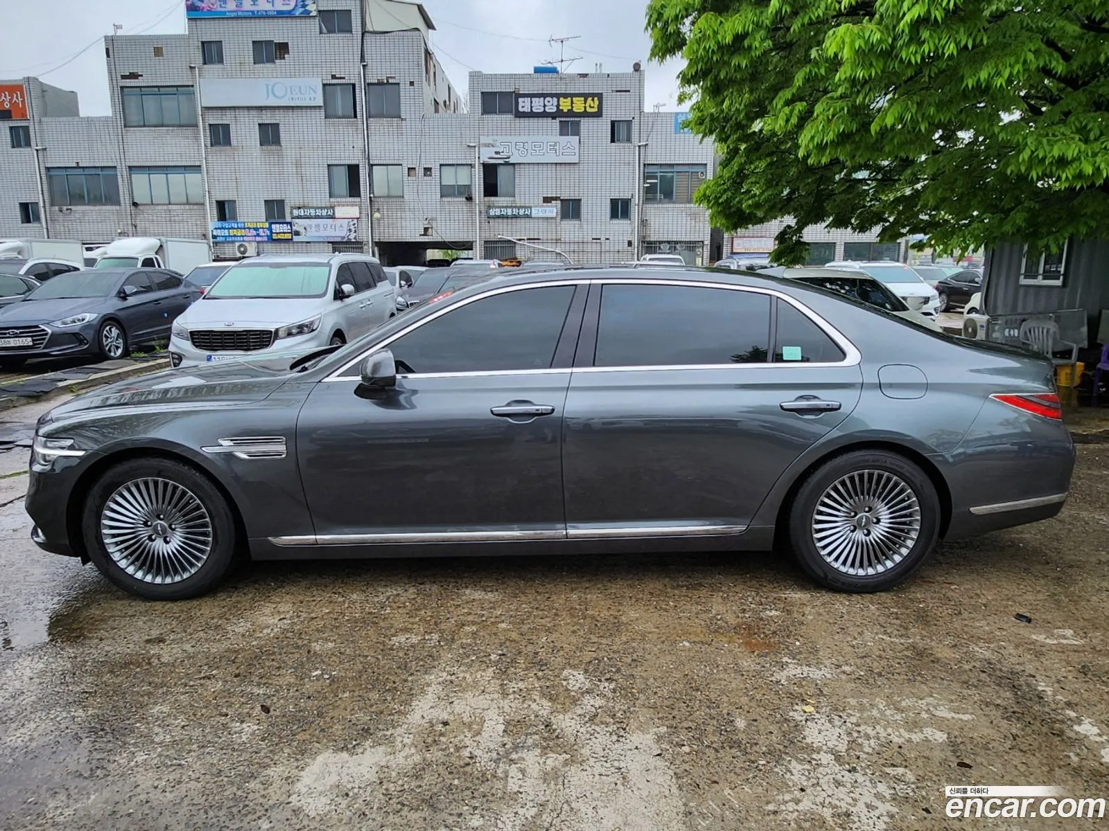 Genesis G90 I 38 Awd 2020 - фотография 634405