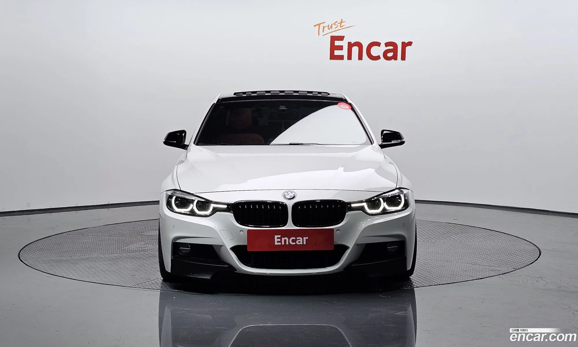 BMW 3Er 330I M Sports Shadow 2018 - фотография 18388750