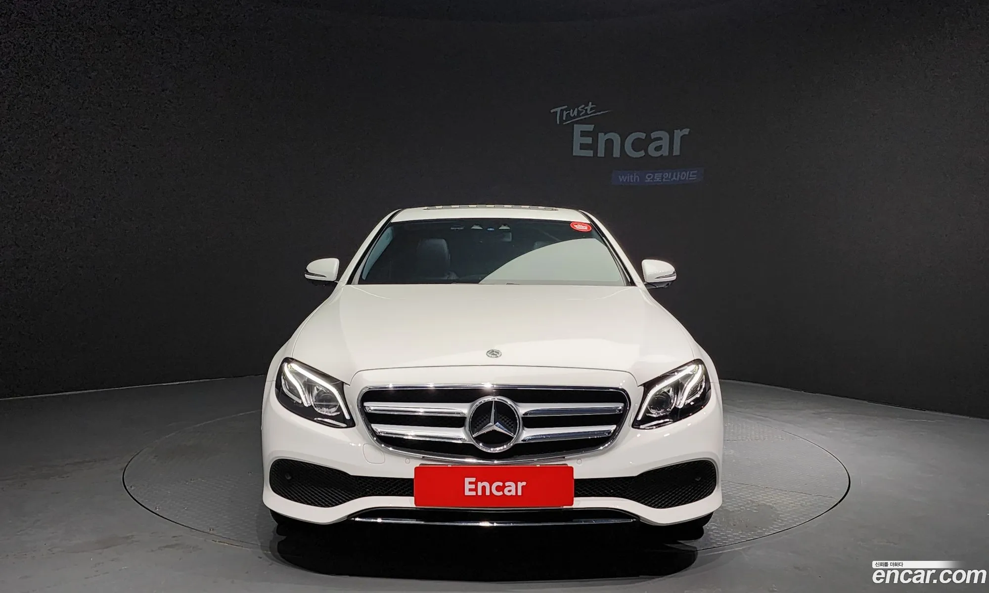Mercedes-Benz E-Klasse V W213 S213 C238 E300 4Matic Avant Garde 2019 - фотография 16237783