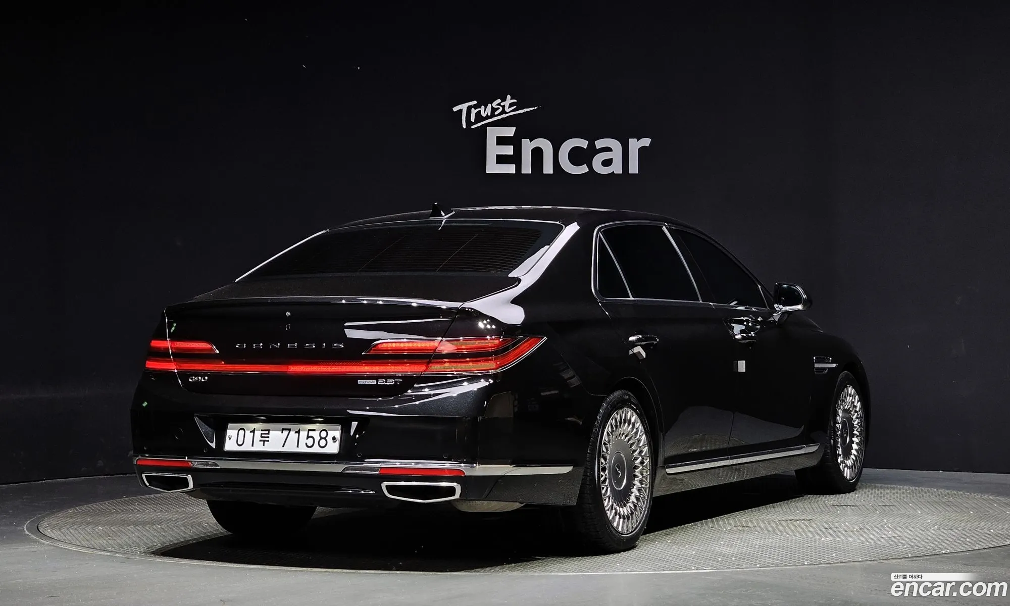 Genesis G90 I 33T Awd 2019 - фотография 750285