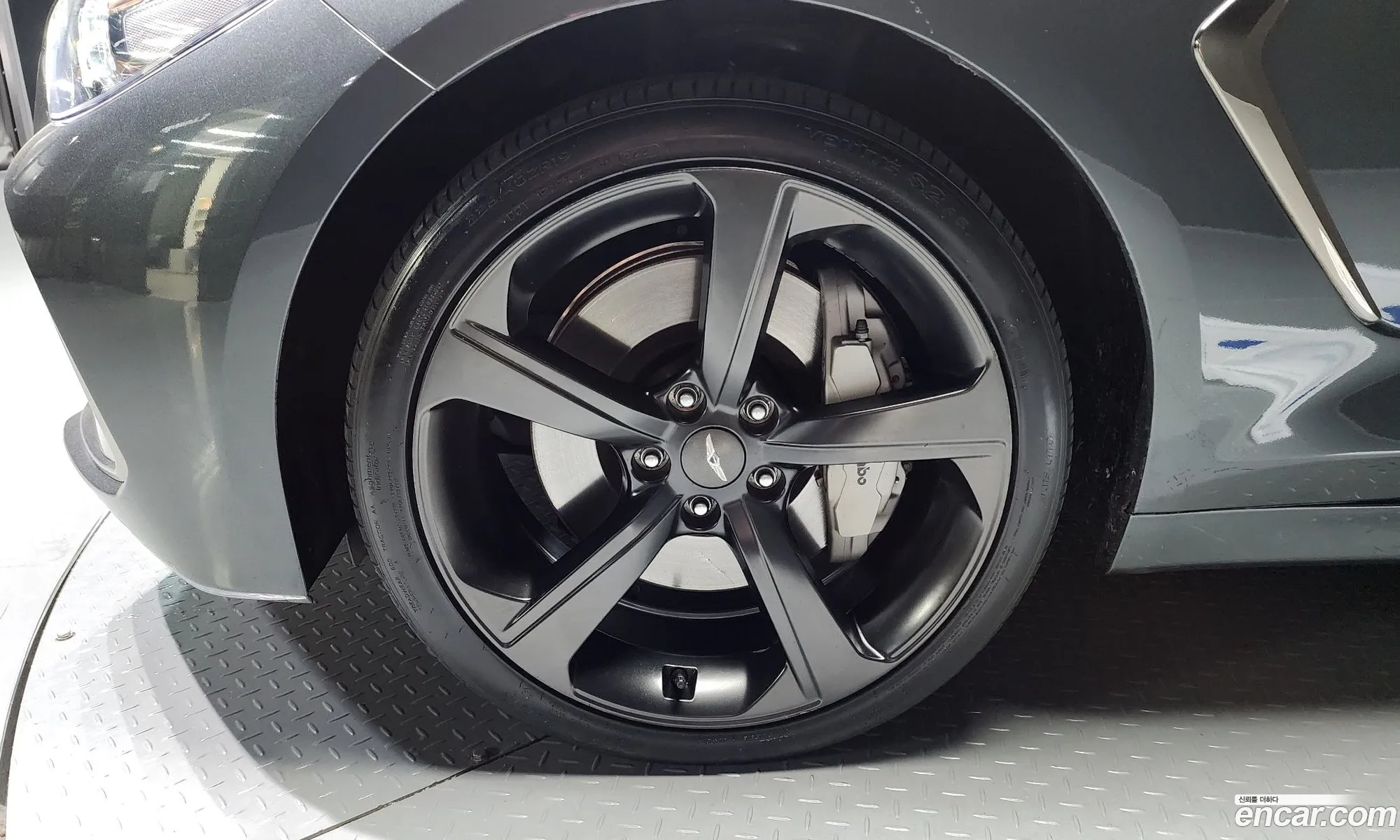 Genesis G70 I 33T Sports Awd 2019 - фотография 737138