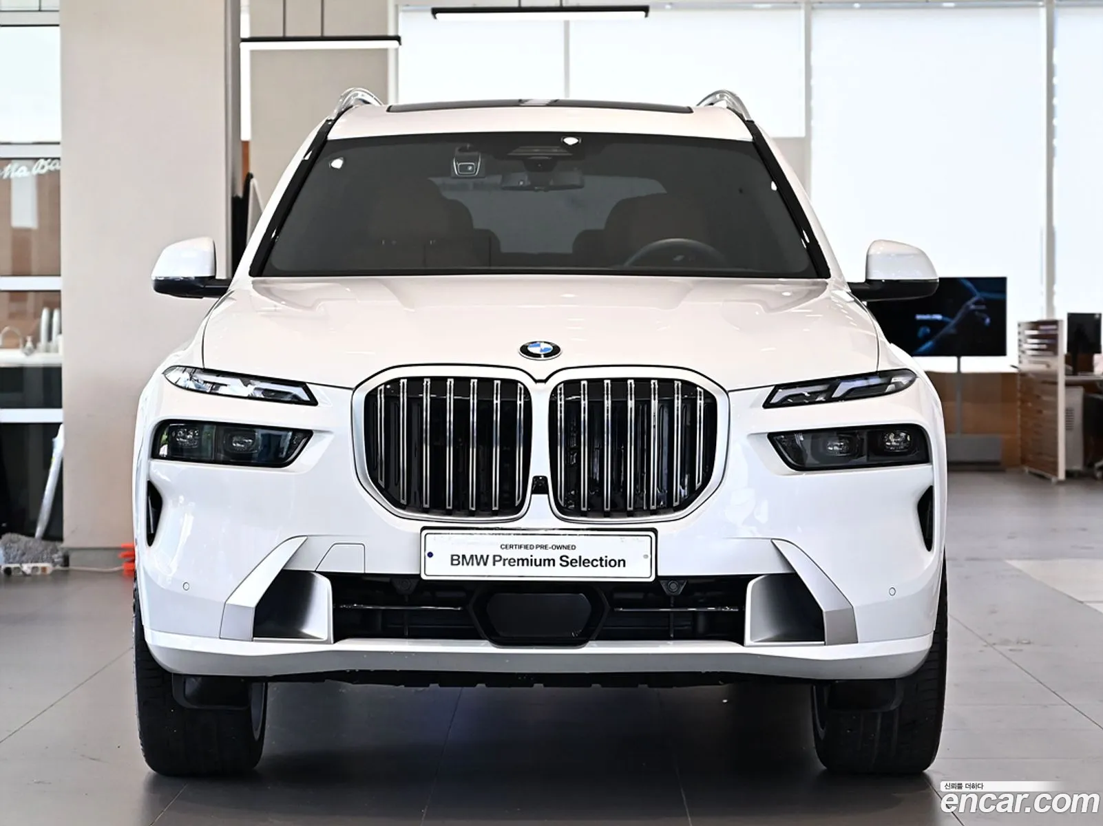 BMW X7 xDrive 40I Design Pure Excellence 6-Seater 2024 - фотография 18959346
