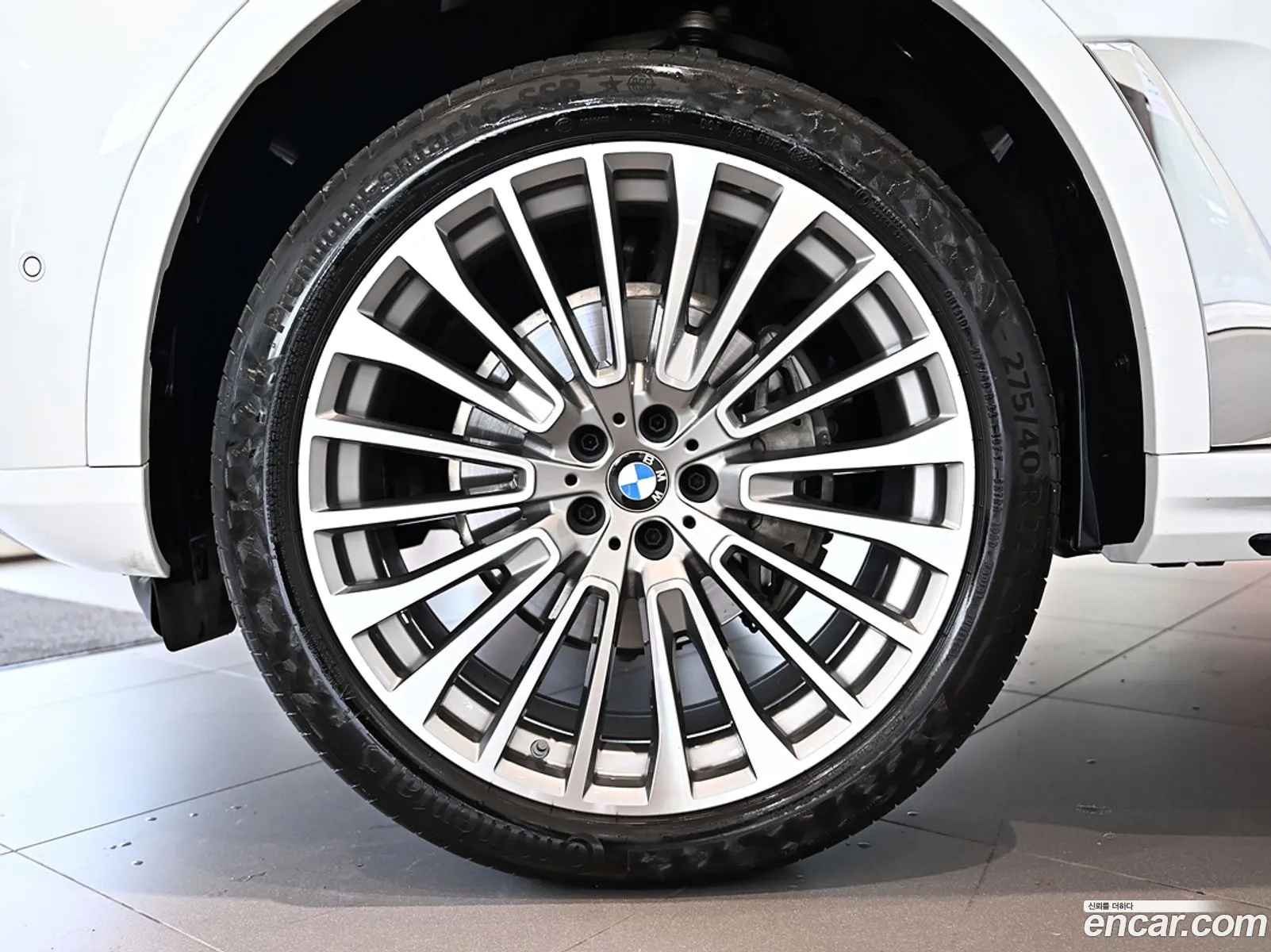 BMW X7 xDrive 40I Design Pure Excellence 6-Seater 2024 - фотография 18959348