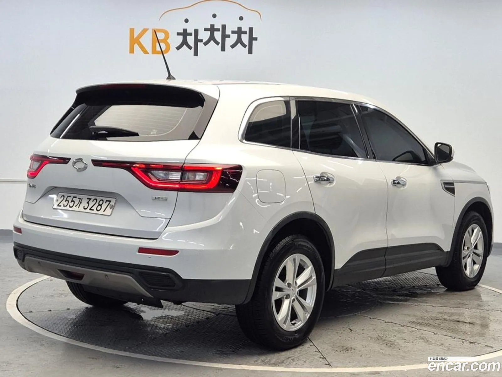 Renault Samsung Qm6 20 Lpe Se 2Wd 2020 - фотография 2591873