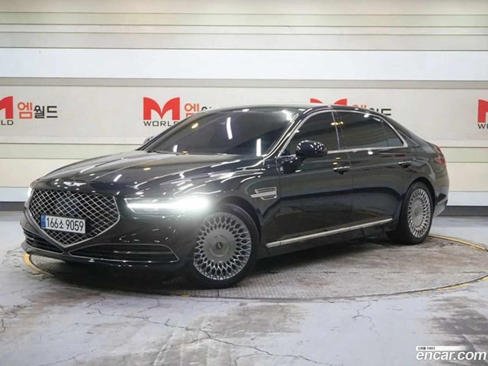 Genesis G90 I 38 Awd 2019 - фотография 1022472