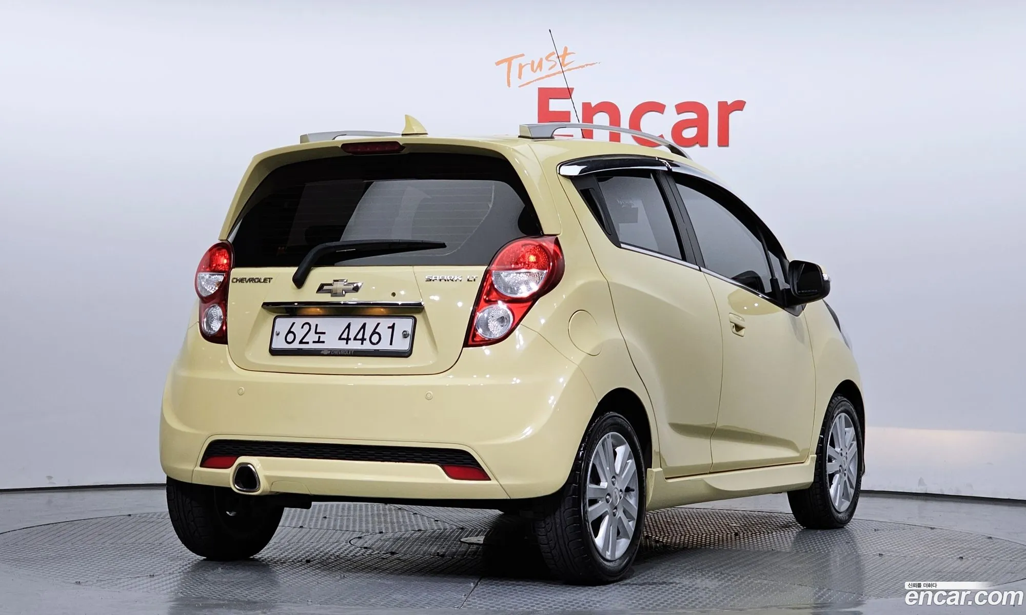 Chevrolet Spark Iii Lt 2014 - фотография 8691596