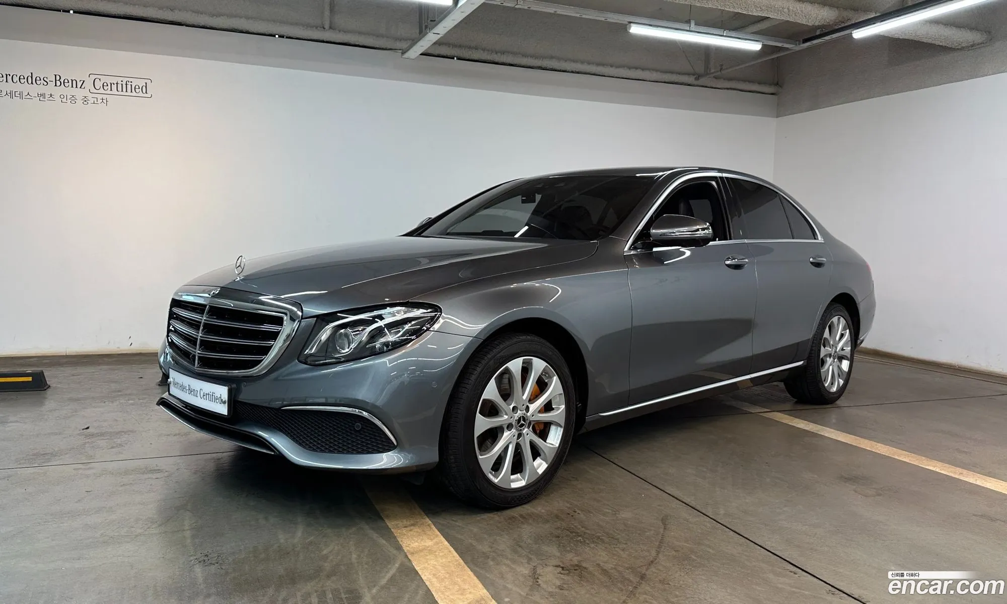 Mercedes-Benz E-Klasse V W213 S213 C238 E300 Exclusive 2019 - фотография 16307828