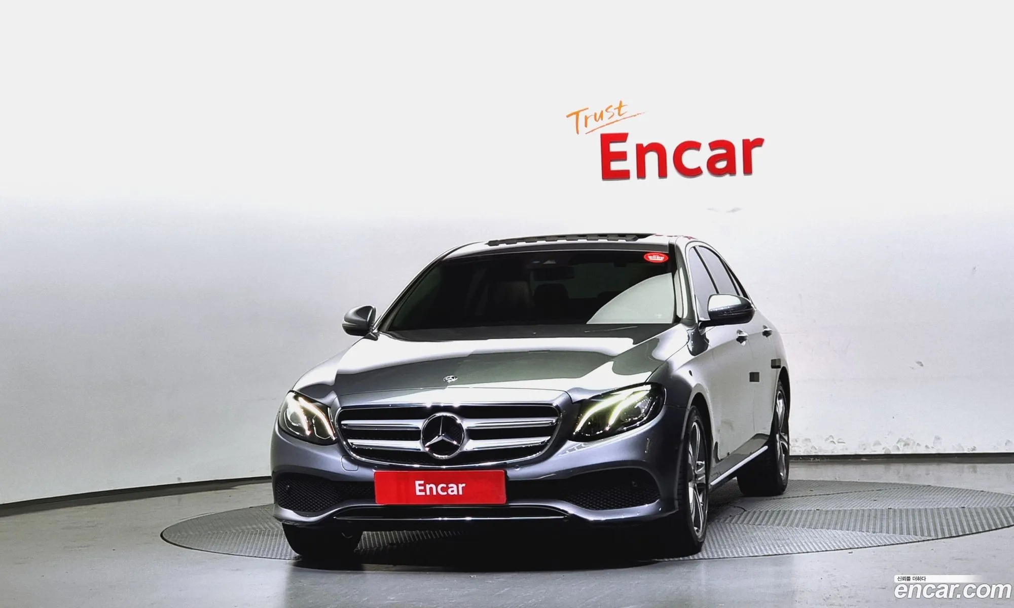 Mercedes-Benz E-Klasse V W213 S213 C238 E300 Avantgarde 2019 - фотография 16174752