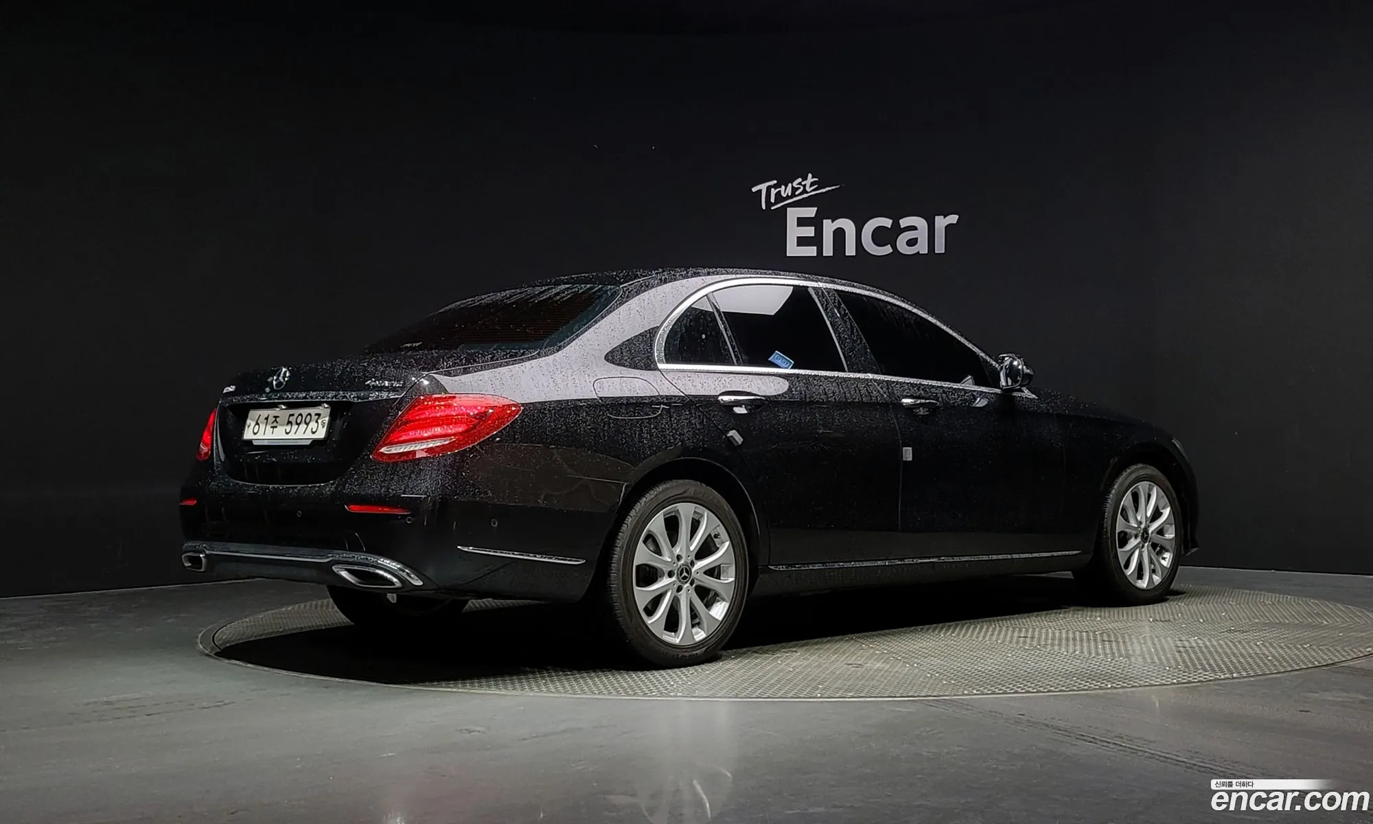 Mercedes-Benz E-Klasse V W213 S213 C238 E220D 4Matic Exclusive 2018 - фотография 16353229