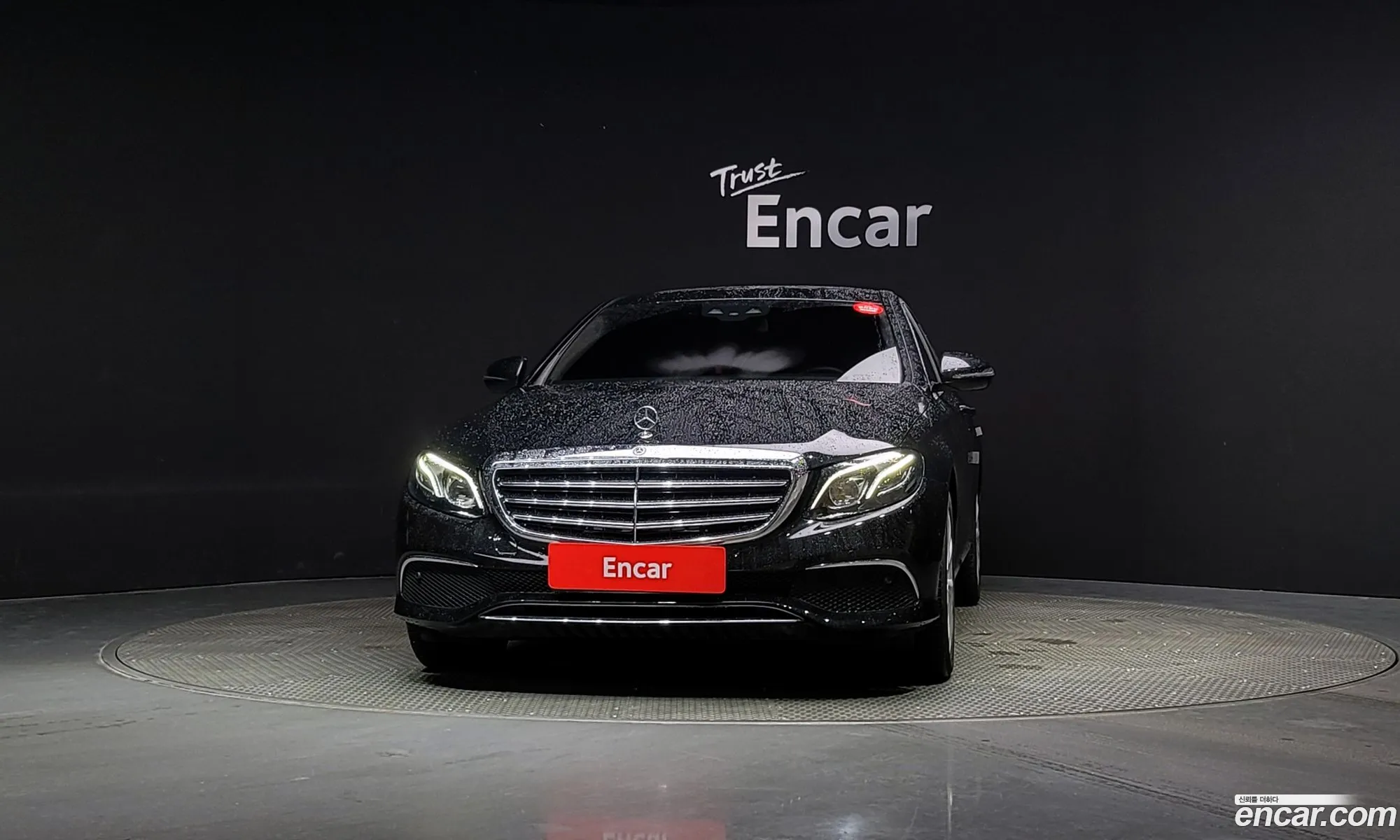 Mercedes-Benz E-Klasse V W213 S213 C238 E220D 4Matic Exclusive 2018 - фотография 16353230