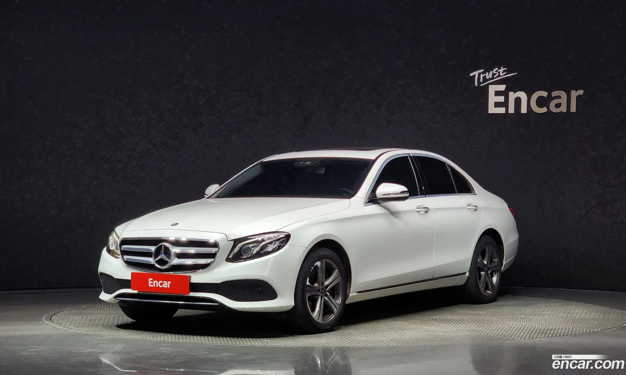 Mercedes-Benz E-Klasse V W213 S213 C238 E220D Avant Garde 2019 - фотография 16174738