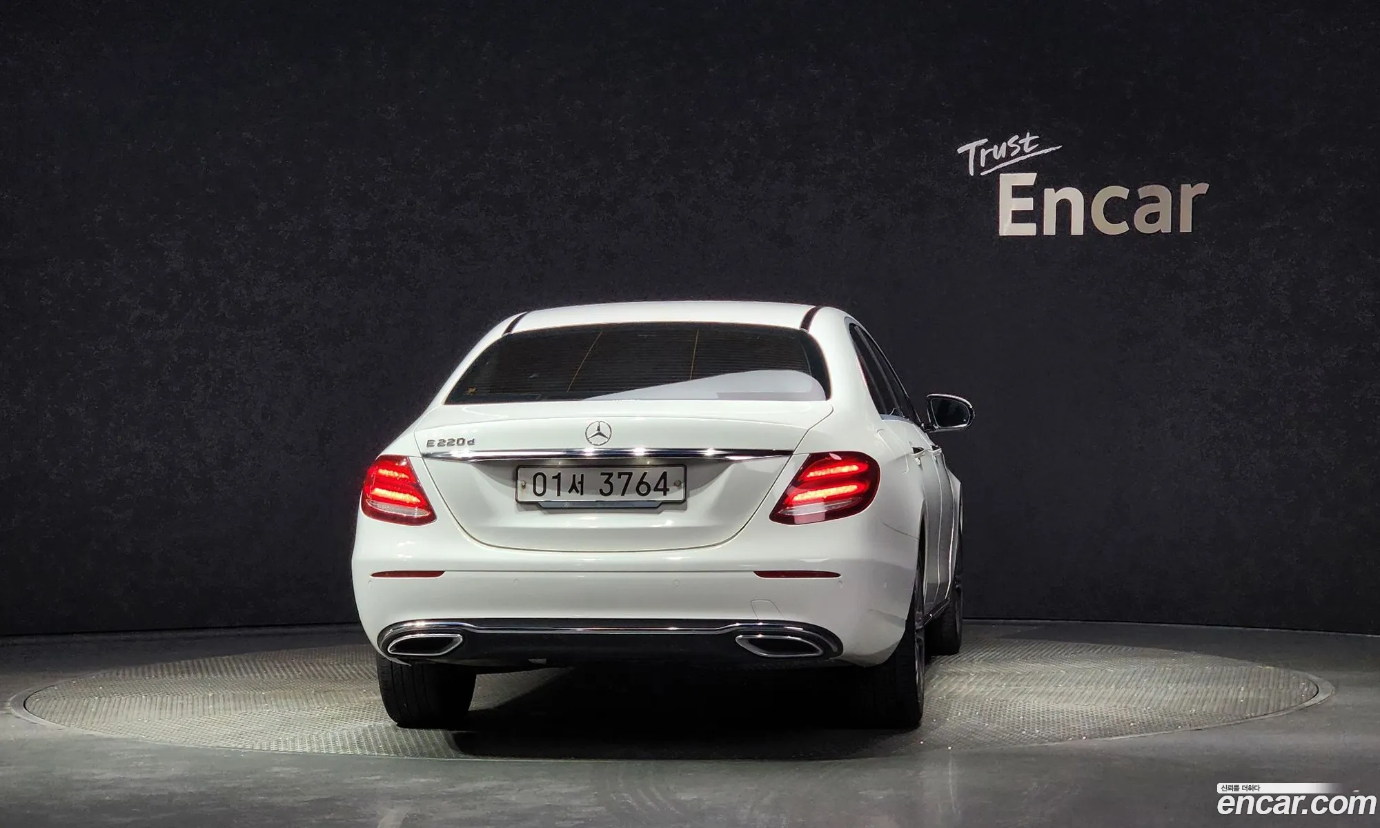 Mercedes-Benz E-Klasse V W213 S213 C238 E220D Avant Garde 2019 - фотография 16174741