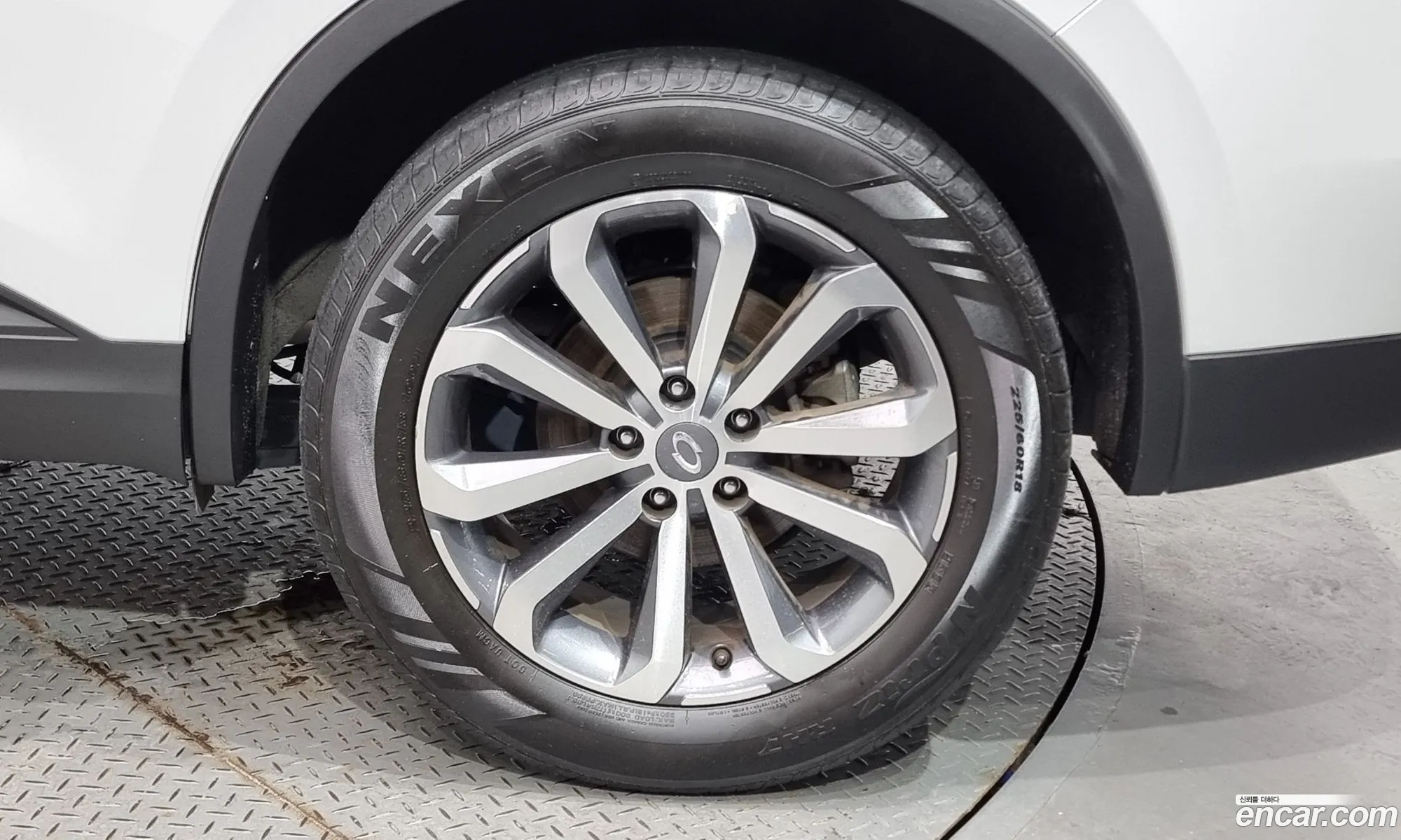 Renault Samsung Qm6 20 Lpe Re 2Wd 2020 - фотография 13513670