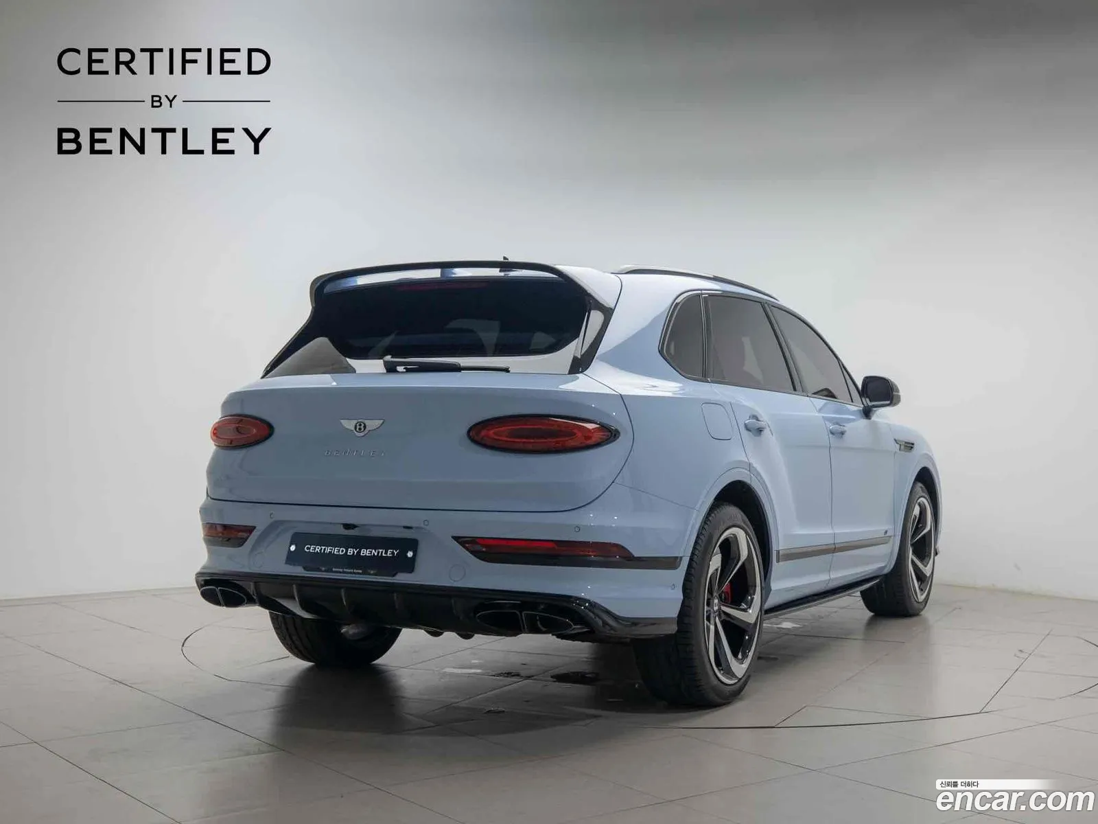 Bentley Bentayga 40 V8 S 2023 - фотография 14539723