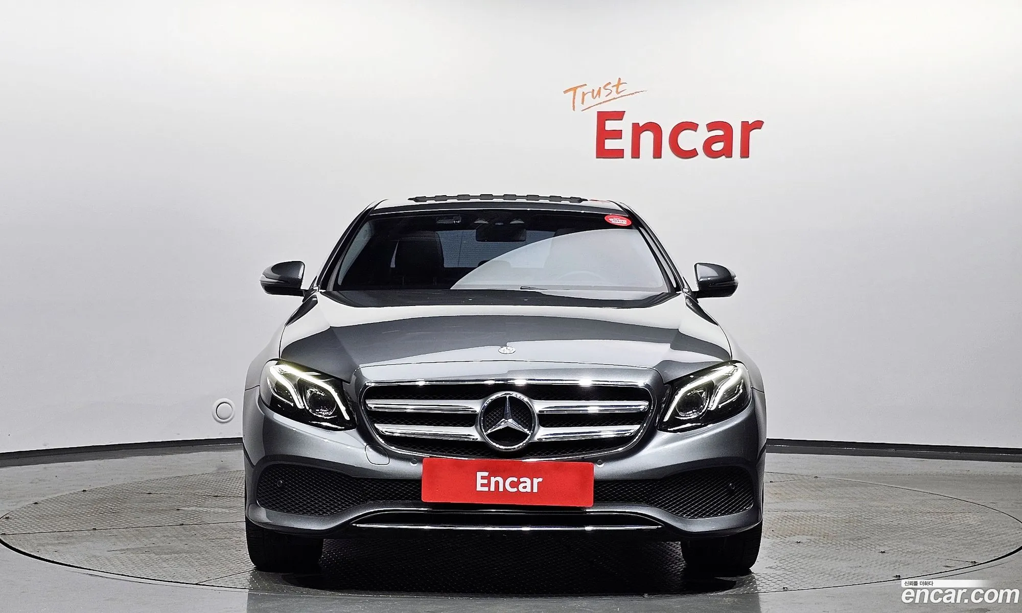Mercedes-Benz E-Klasse E220D Avant Garde 2017 - фотография 16180843