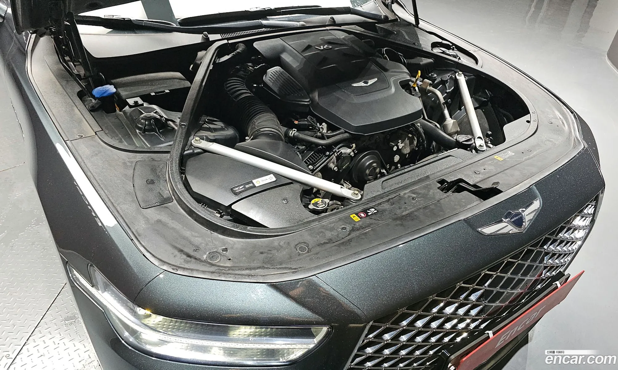 Genesis G90 I 38 Awd 2019 - фотография 632805