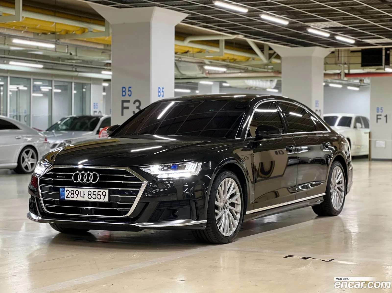 Audi A8 Iv D5 55 Tfsi Quattro Lwb 2021 - фотография 7532536