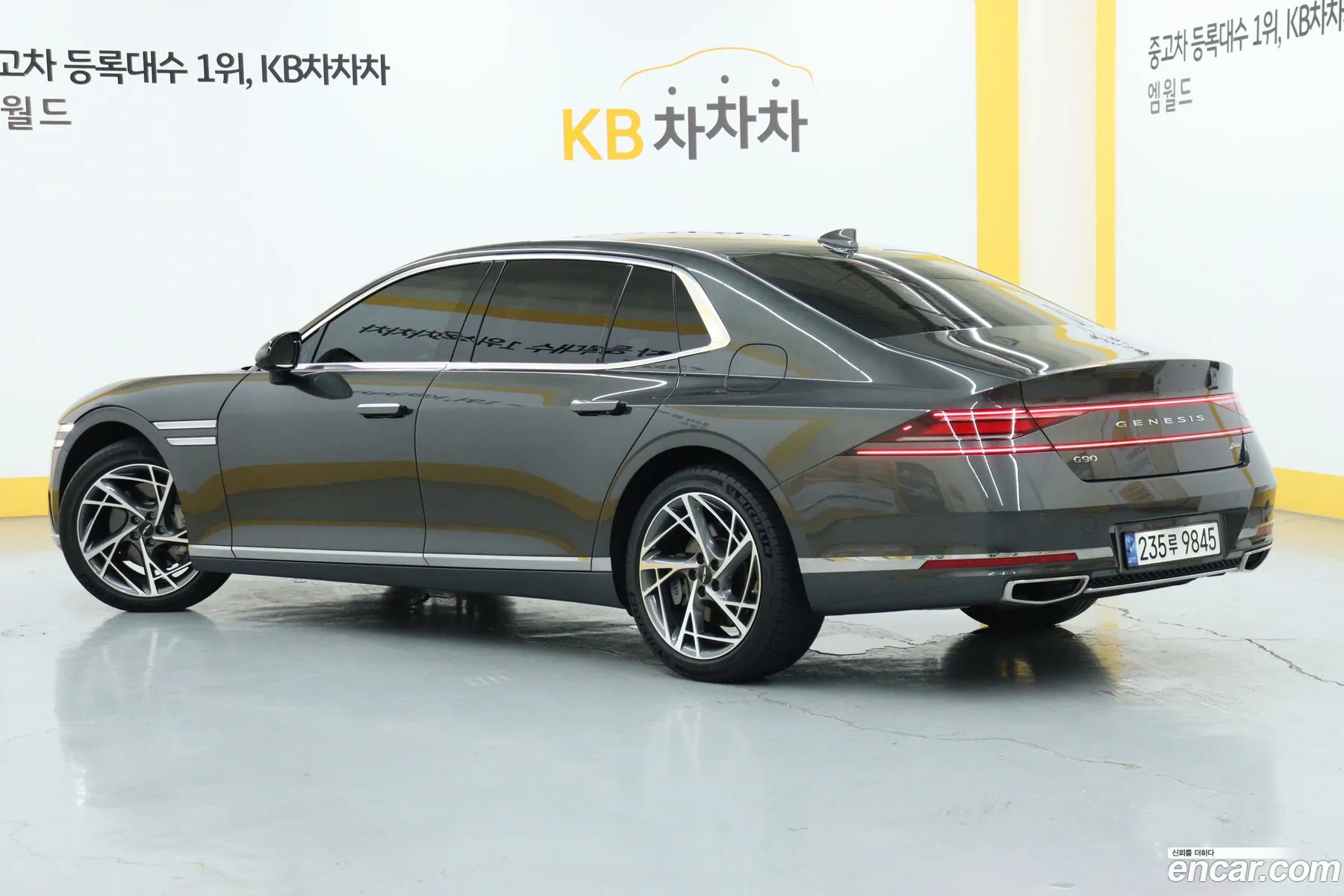 Genesis G90 Rs4 Gasoline 35 Turbo Awd - фотография 679234