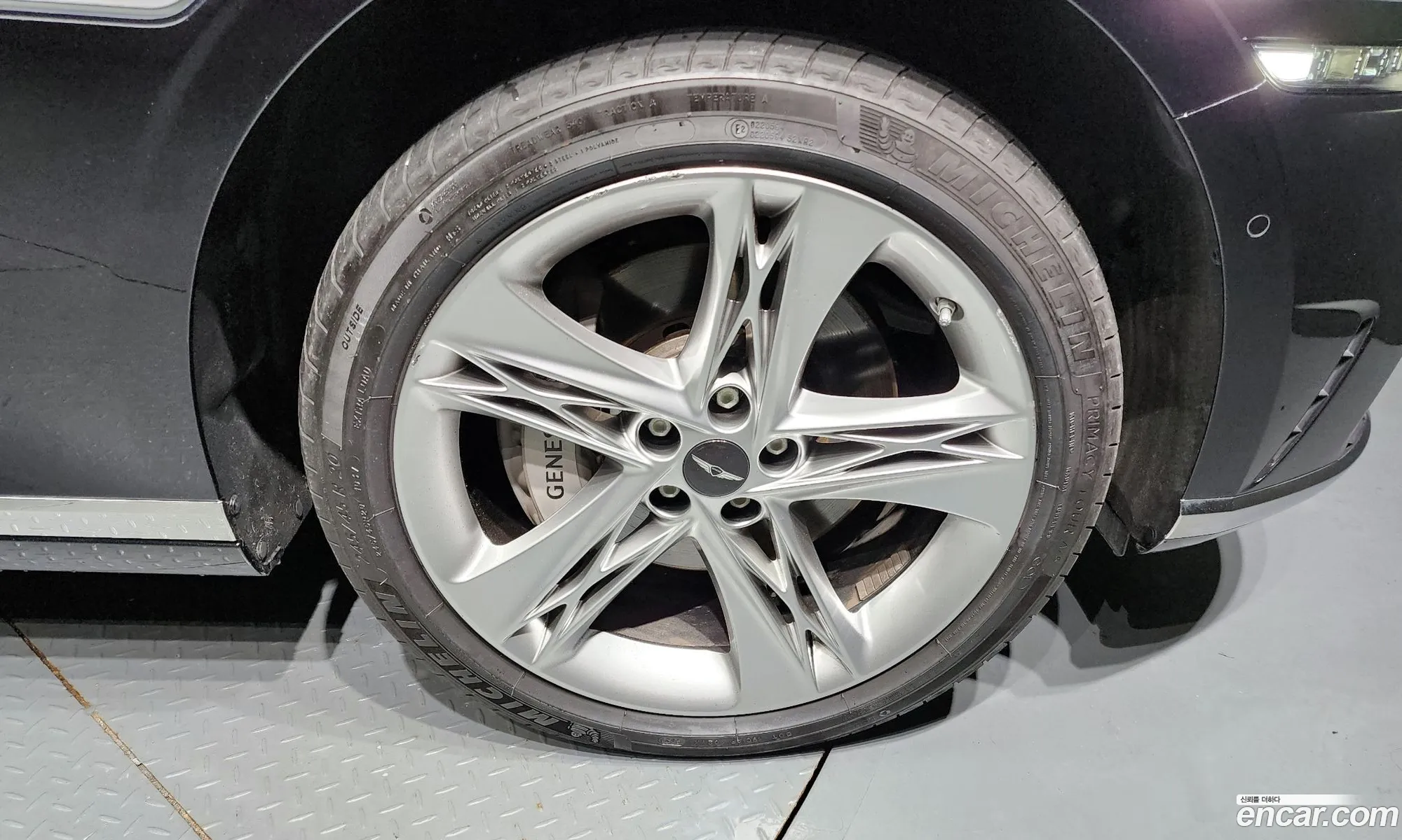 Genesis G90 I Gasoline 35 Turbo Awd 2022 - фотография 653122
