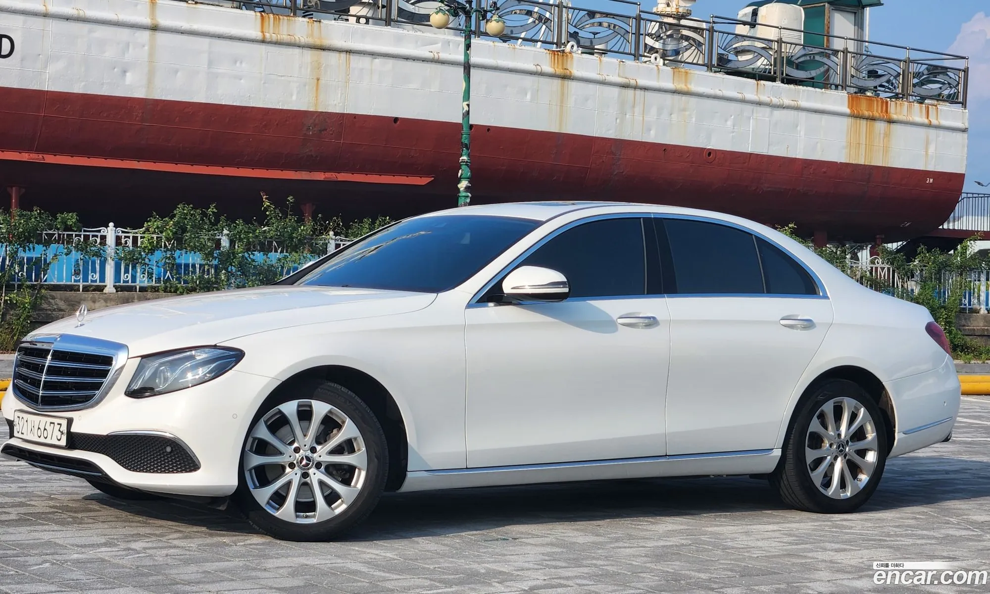 Mercedes-Benz E-Klasse V W213 S213 C238 E220D 4Matic Exclusive 2020 - фотография 16353217