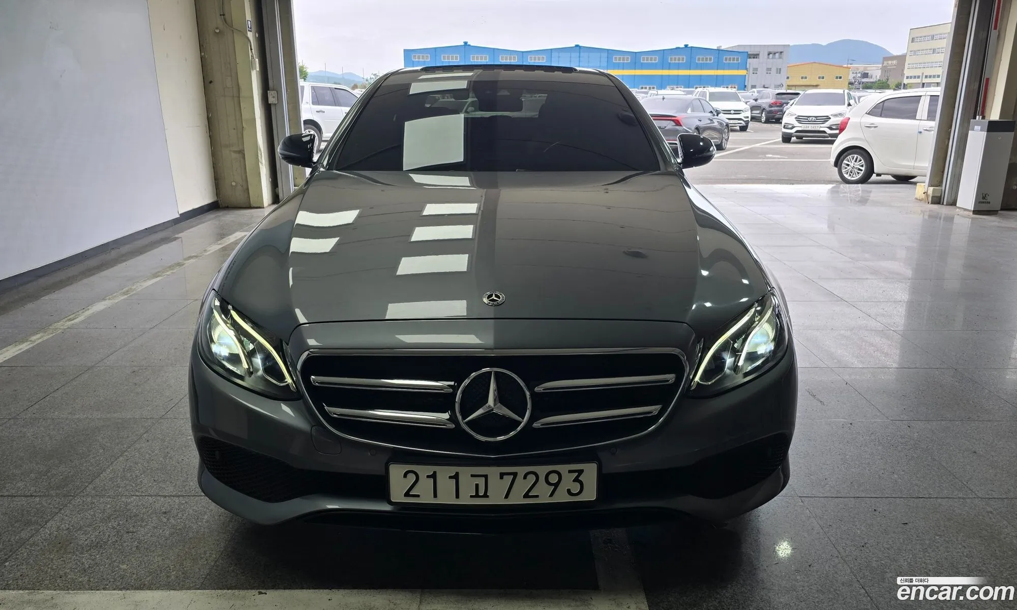 Mercedes E-Class W213 E250 Avantgarde - фотография 16180807