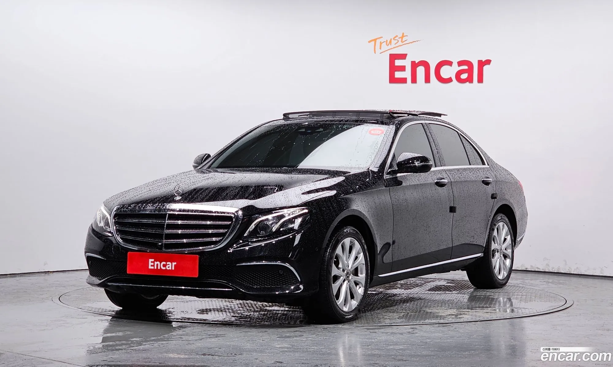 Mercedes-Benz E-Klasse V W213 S213 C238 E300 4Matic Exclusive 2019 - фотография 15739871